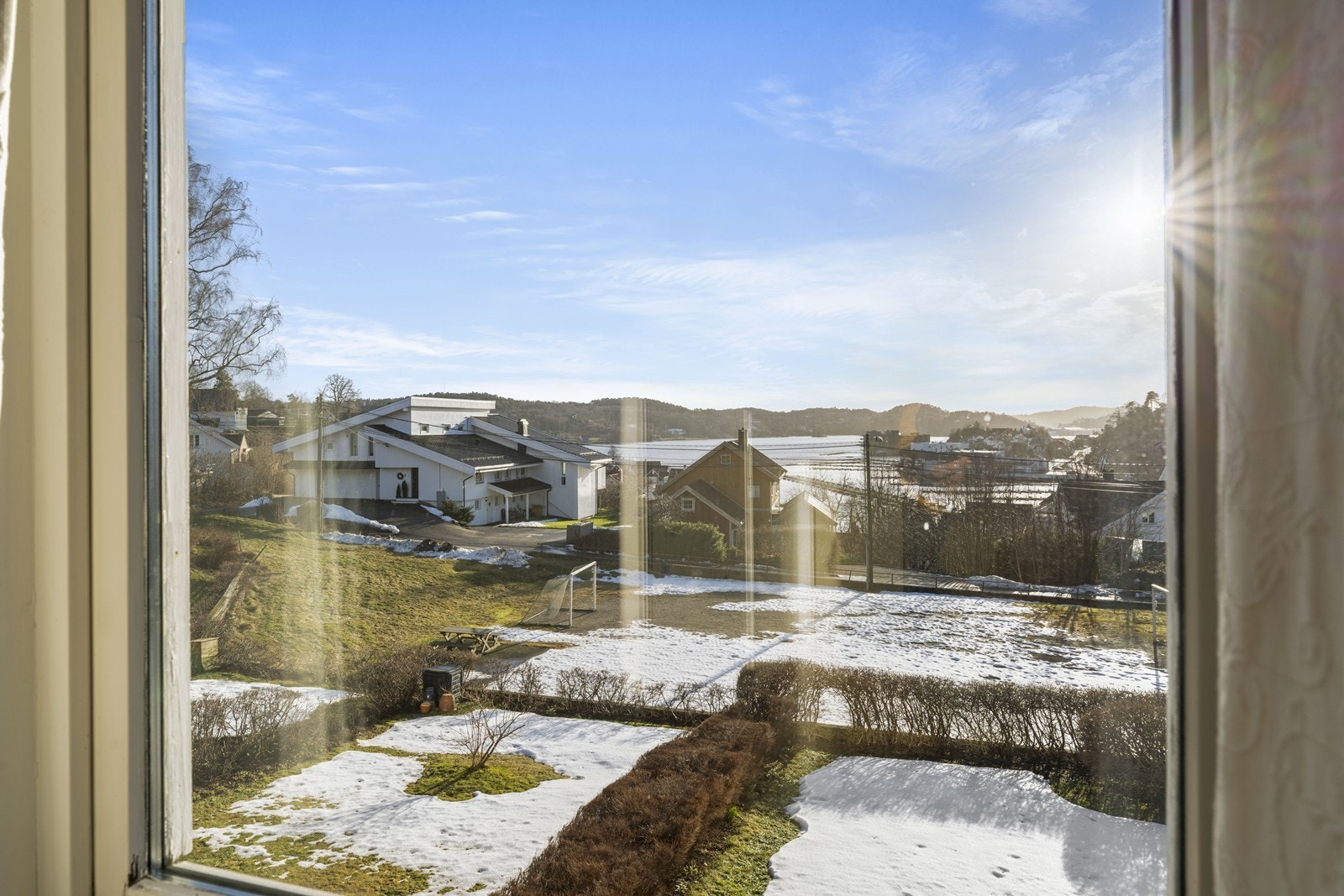 Utsikten fra stua Galleribilde