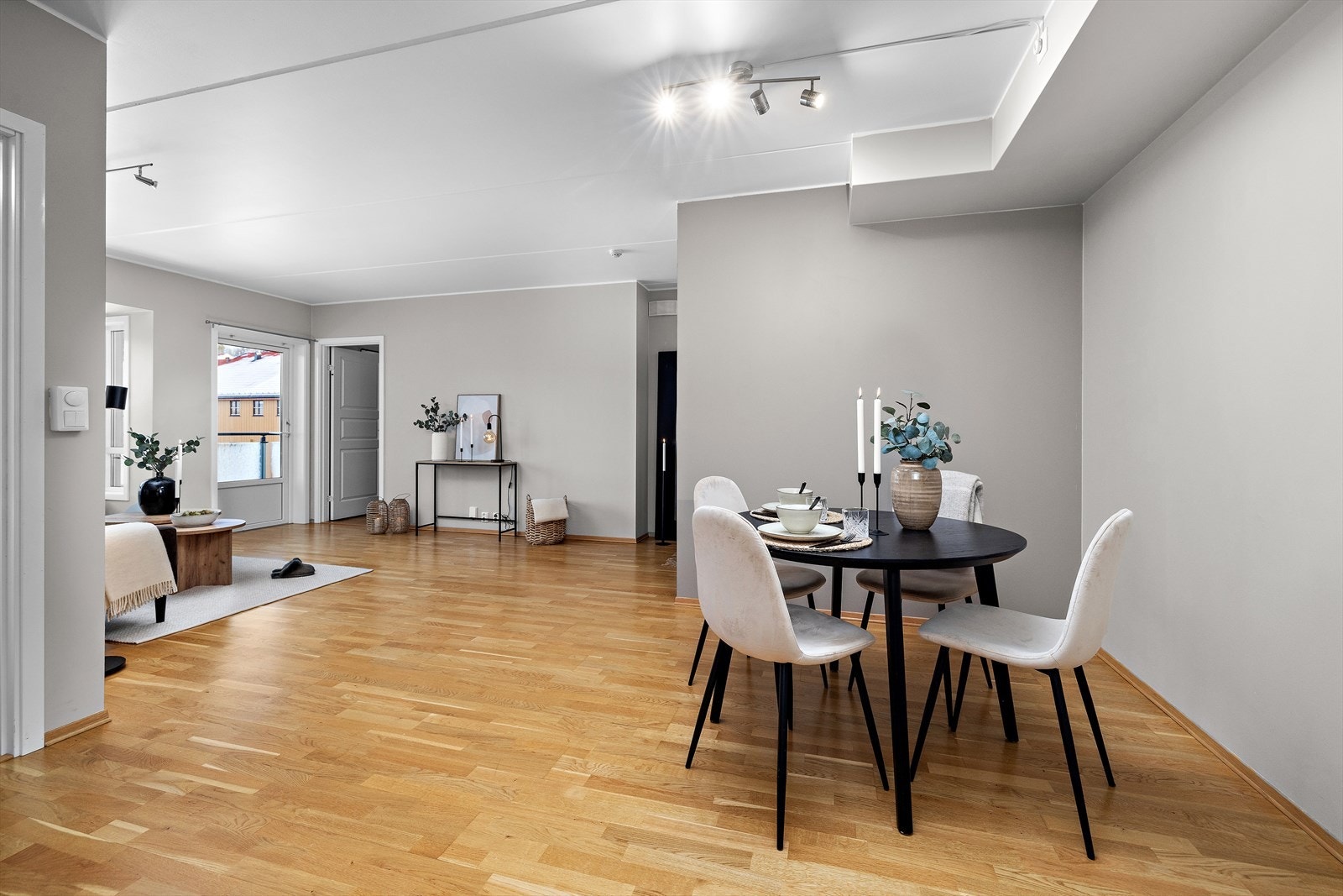 God plass for spisebord Galleribilde