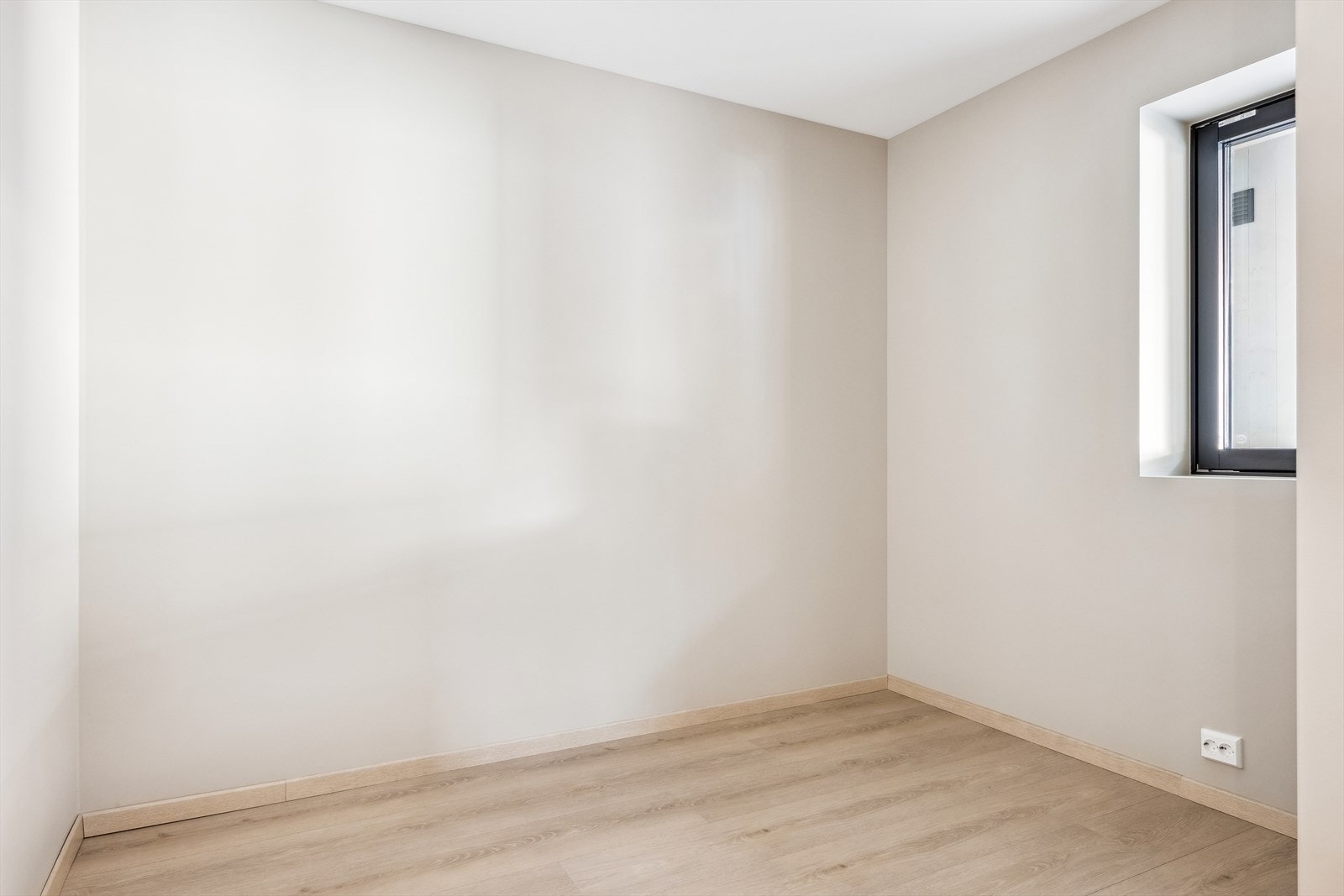 Soverom 2 (Gjesterom / arbeidsrom.) Galleribilde