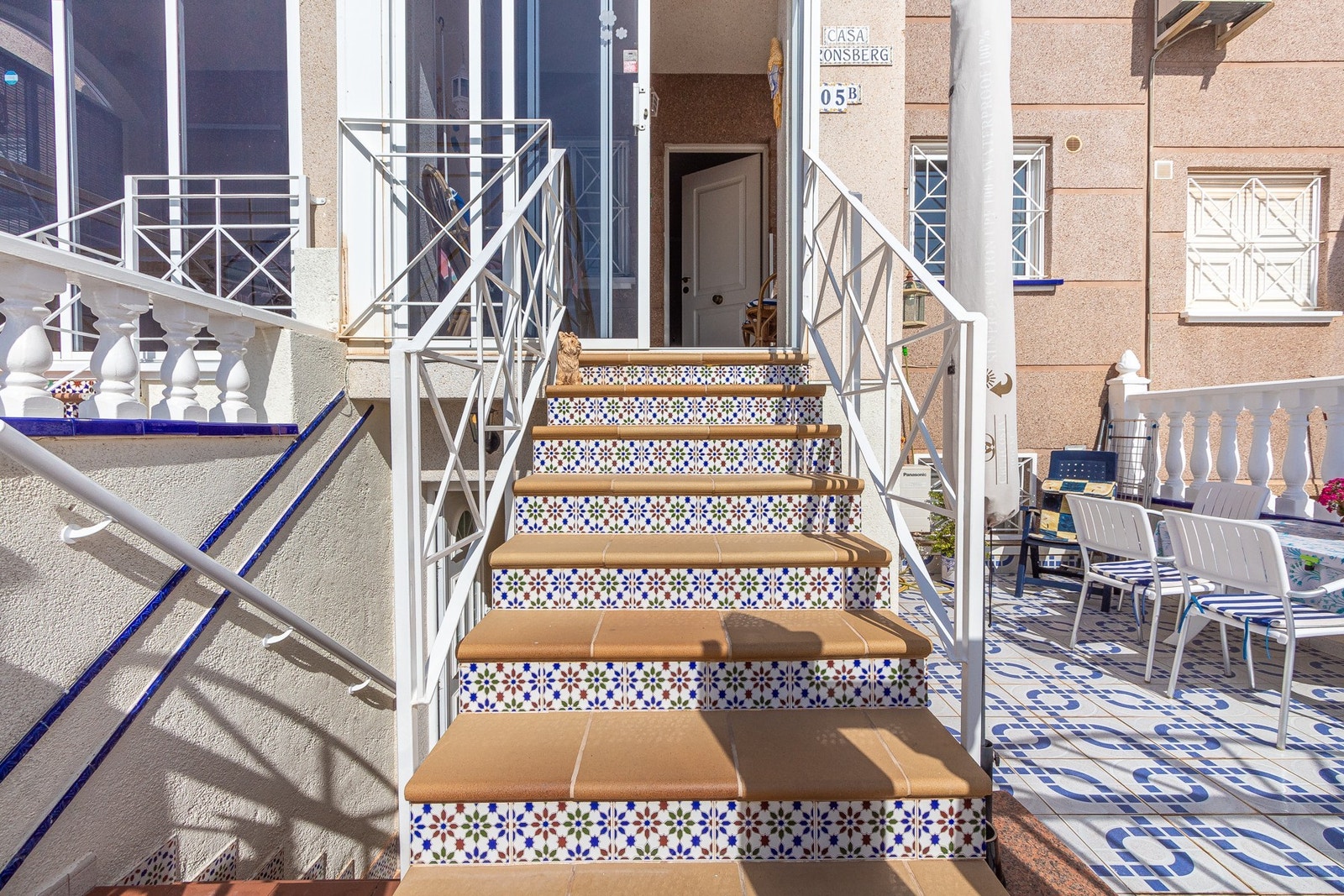 Spaniamegler1 har eget advokatkontor som sikrer kjøpsprosessen Galleribilde