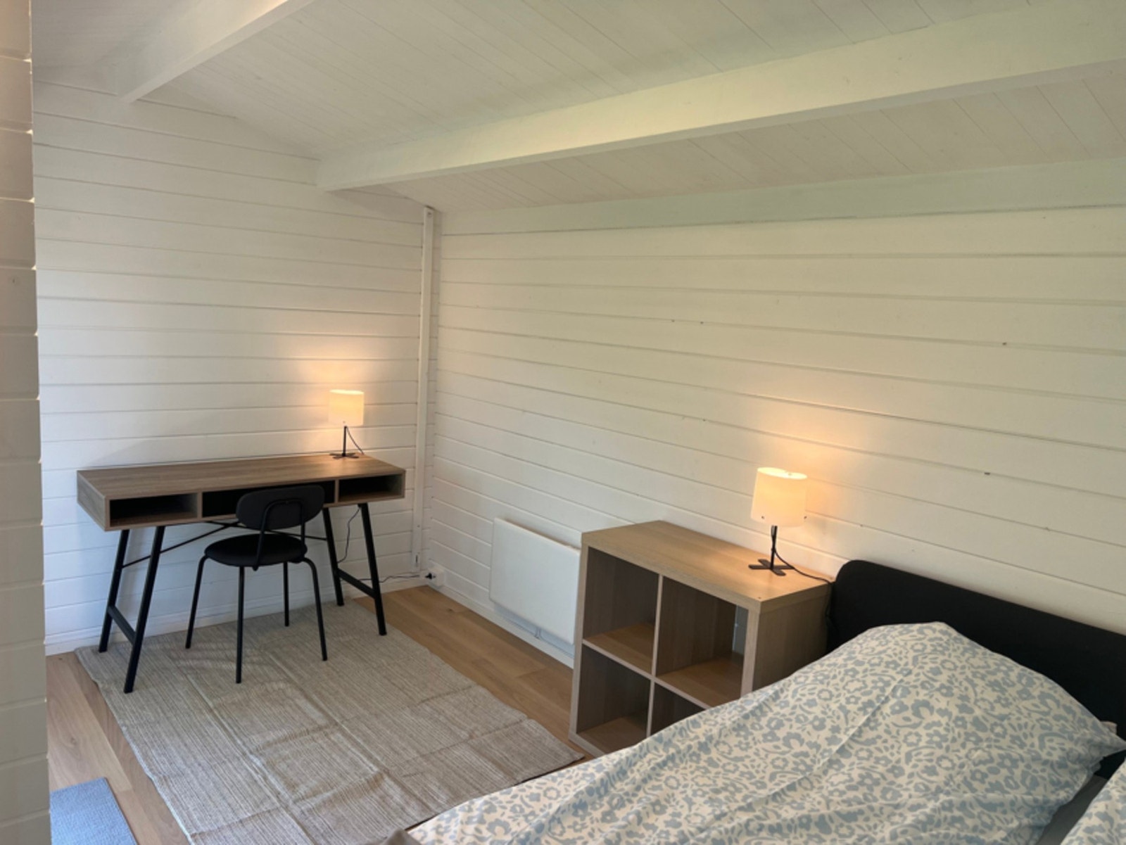 Mulighet for hyttekontor og god plass til barneseng Galleribilde