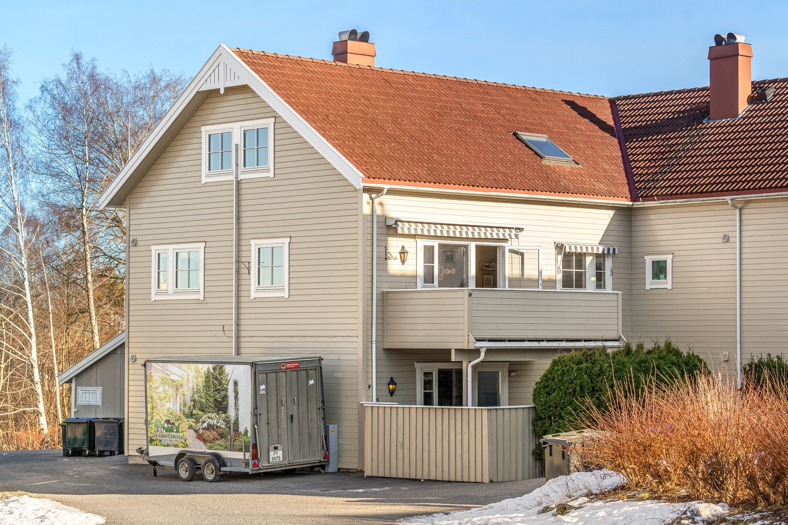 Leiligheten går over 2 etasjer (2. og 3.etasje) Galleribilde