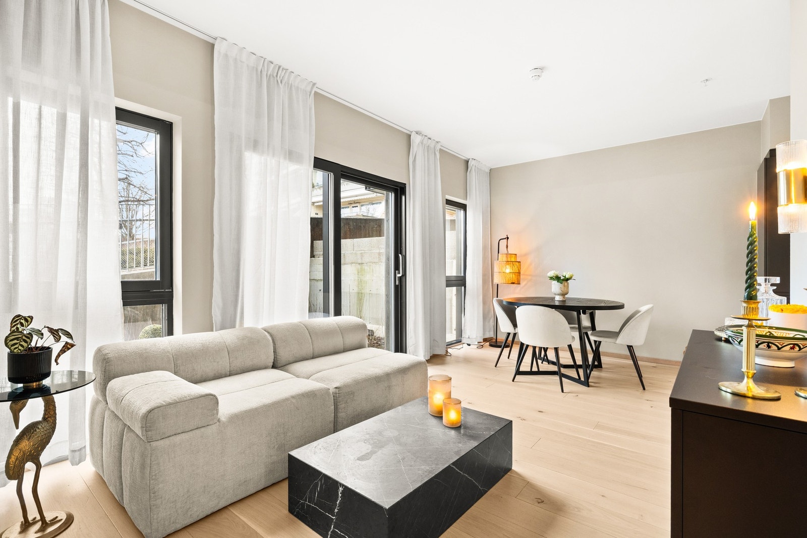 Perfekt leilighet for deg som vil bo sentralt på Kolbotn med kort vei til alt man trenger i hverdagen. Galleribilde