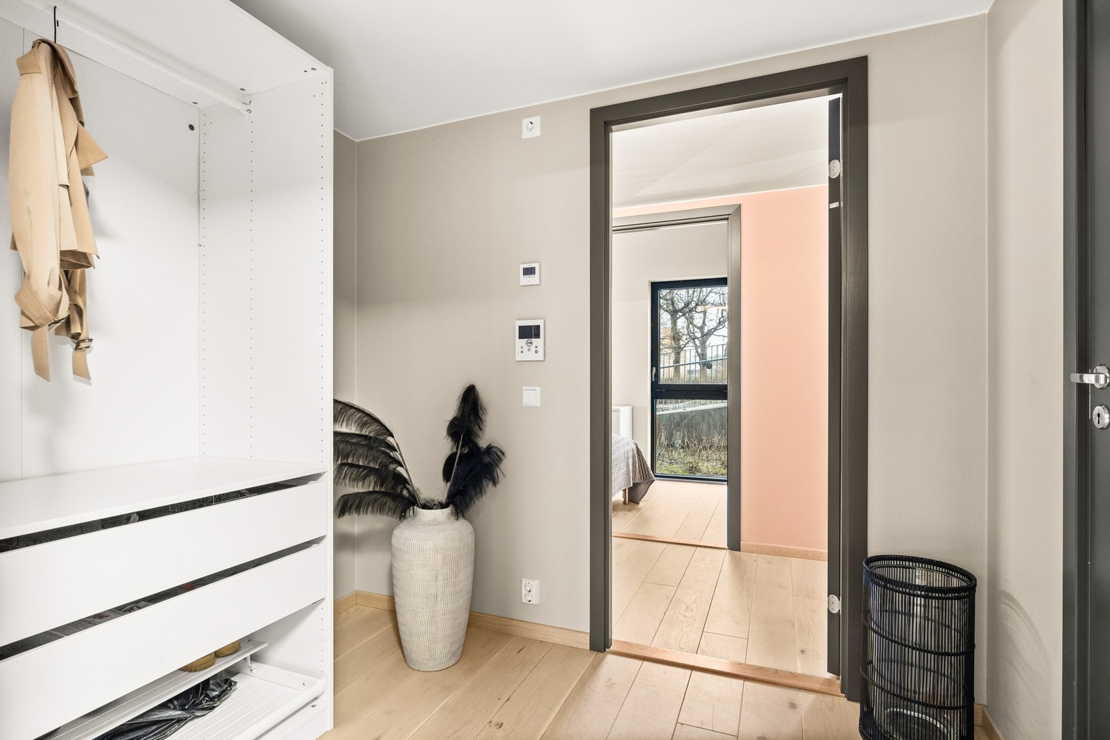 Entré. Galleribilde