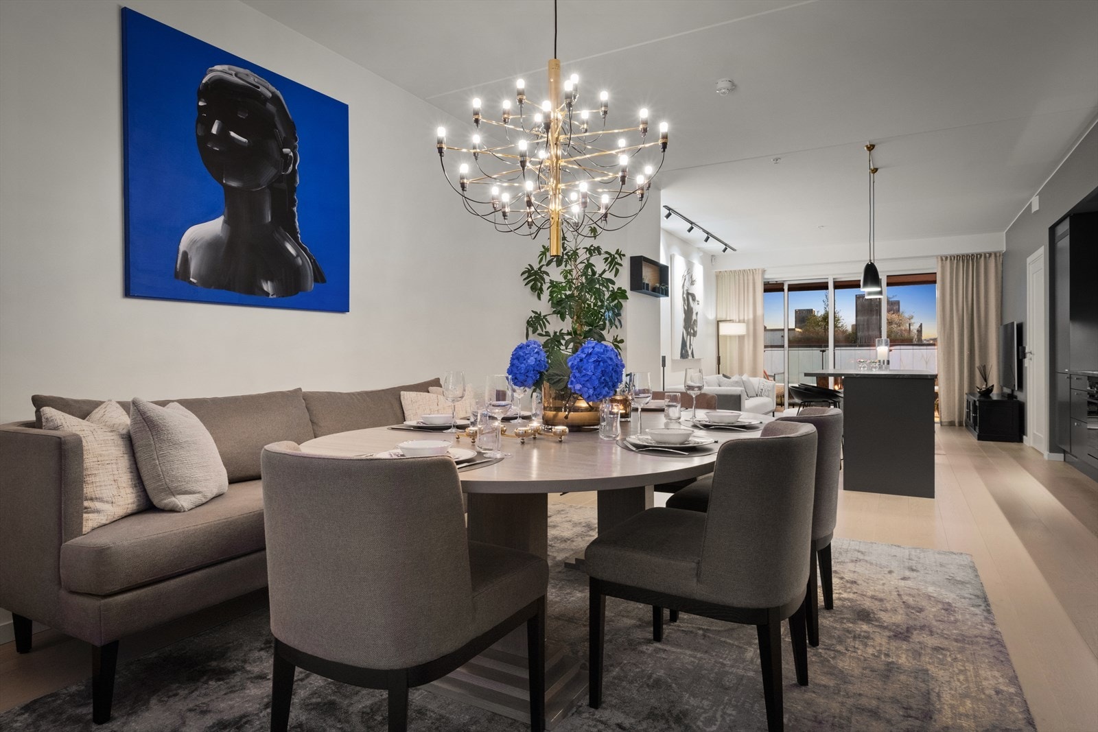 Rikelig med gjennomgående lys Galleribilde