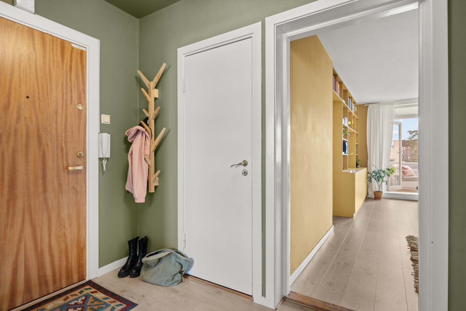 Entré. Galleribilde