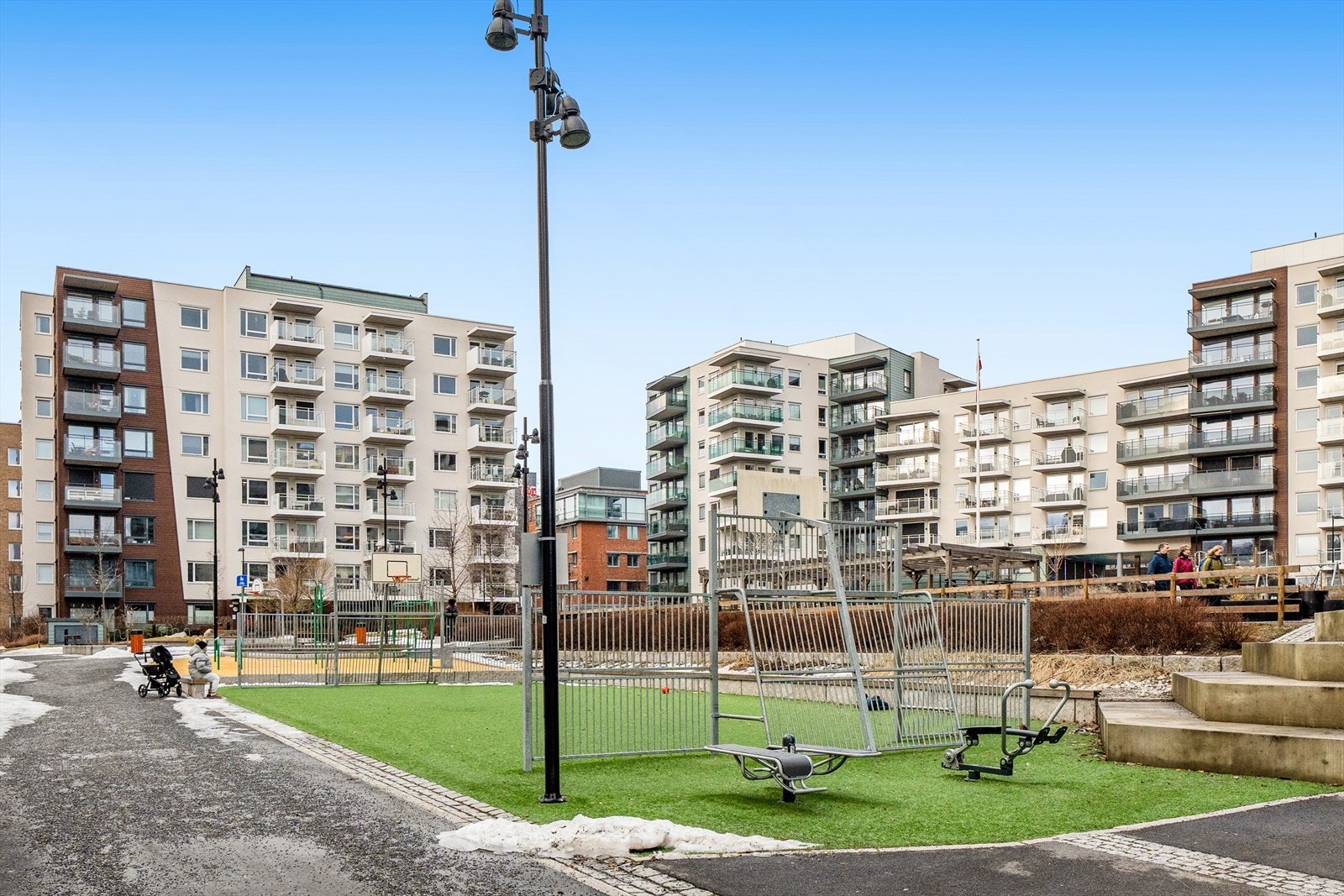 For de som ønsker å ta det med ro finnes det flotte parker i nærheten. Galleribilde