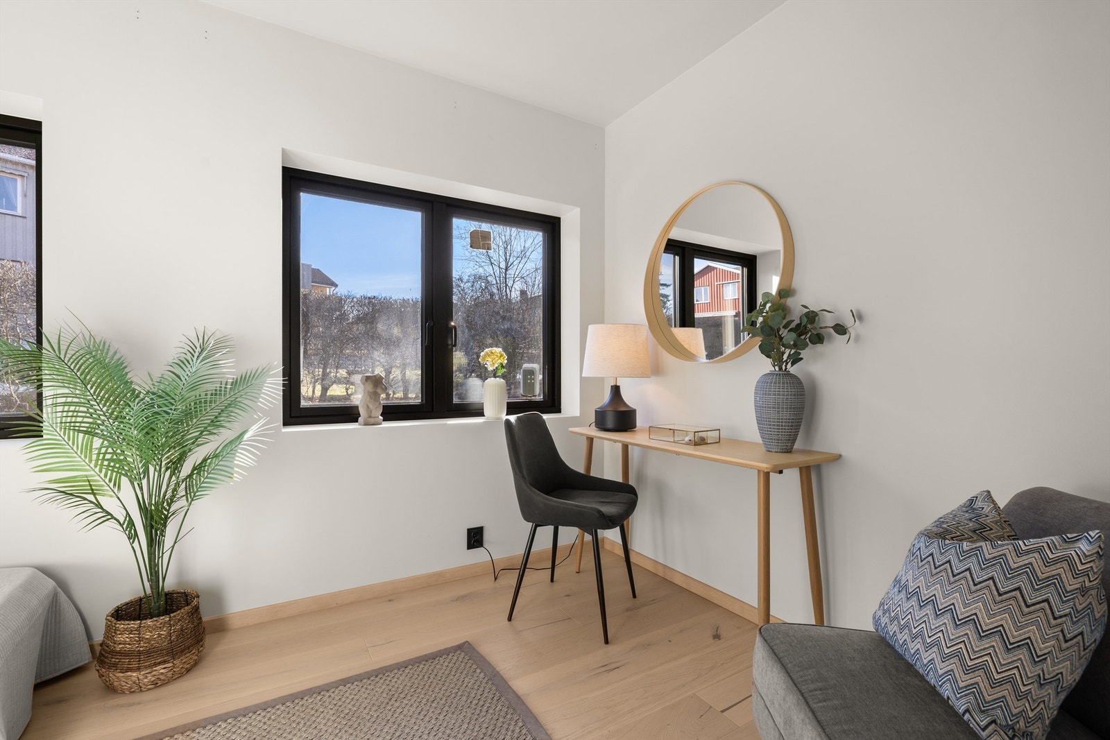 Soverom 2 med 1-stavs parkett Galleribilde