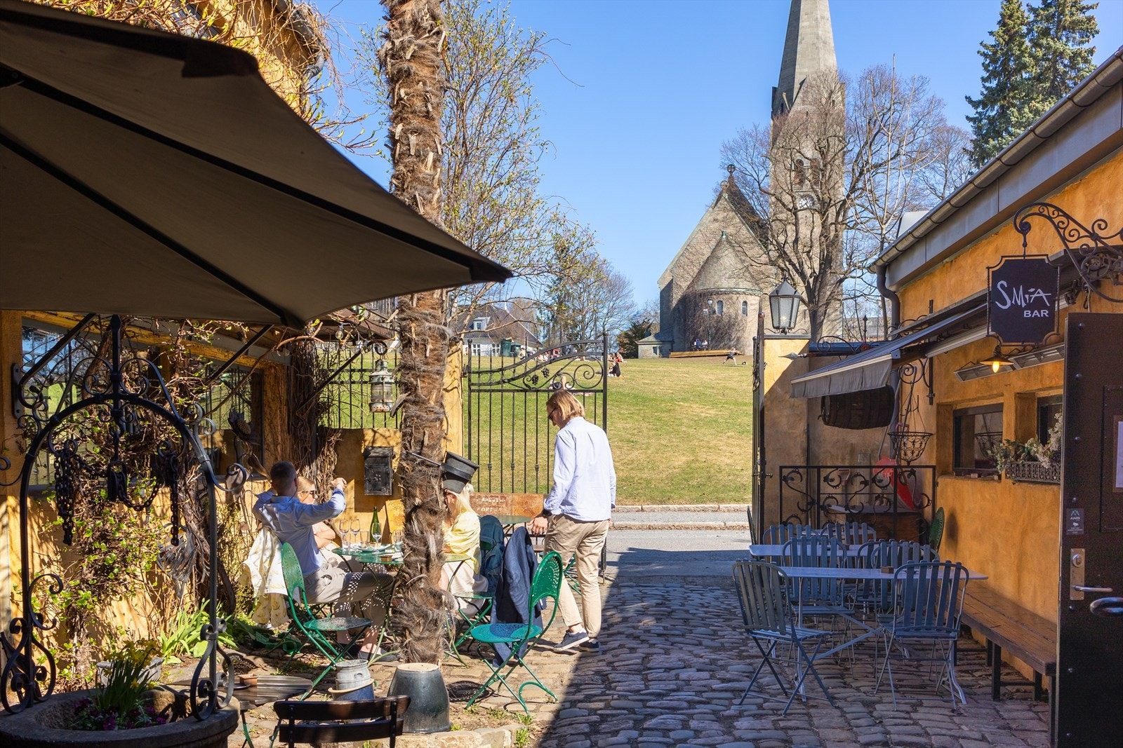 En annen nabolagsfavoritt er Smia i Opplandgata med sin sjarmerende uteservering. Galleribilde