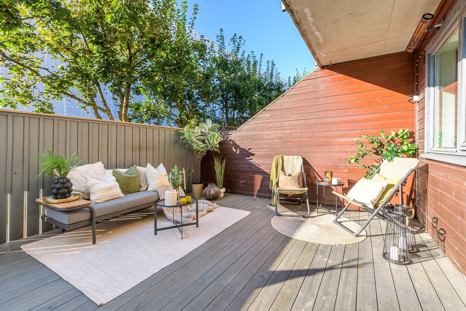 Her er det rom for å innrede terrassen i ulike soner. Galleribilde