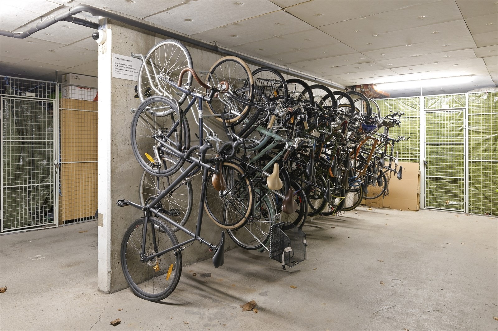 Borettslaget har også sykkelparkering for leie i garasjeanlegget. Galleribilde