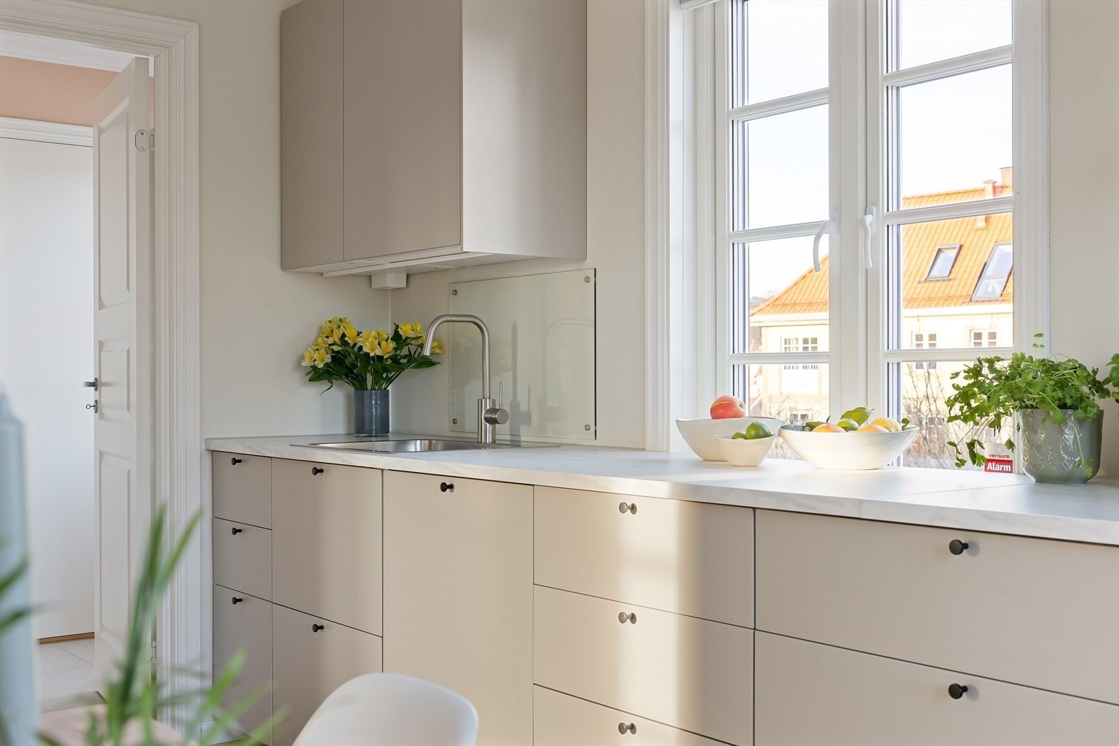 Lekkert kjøkken fra 2025. Galleribilde