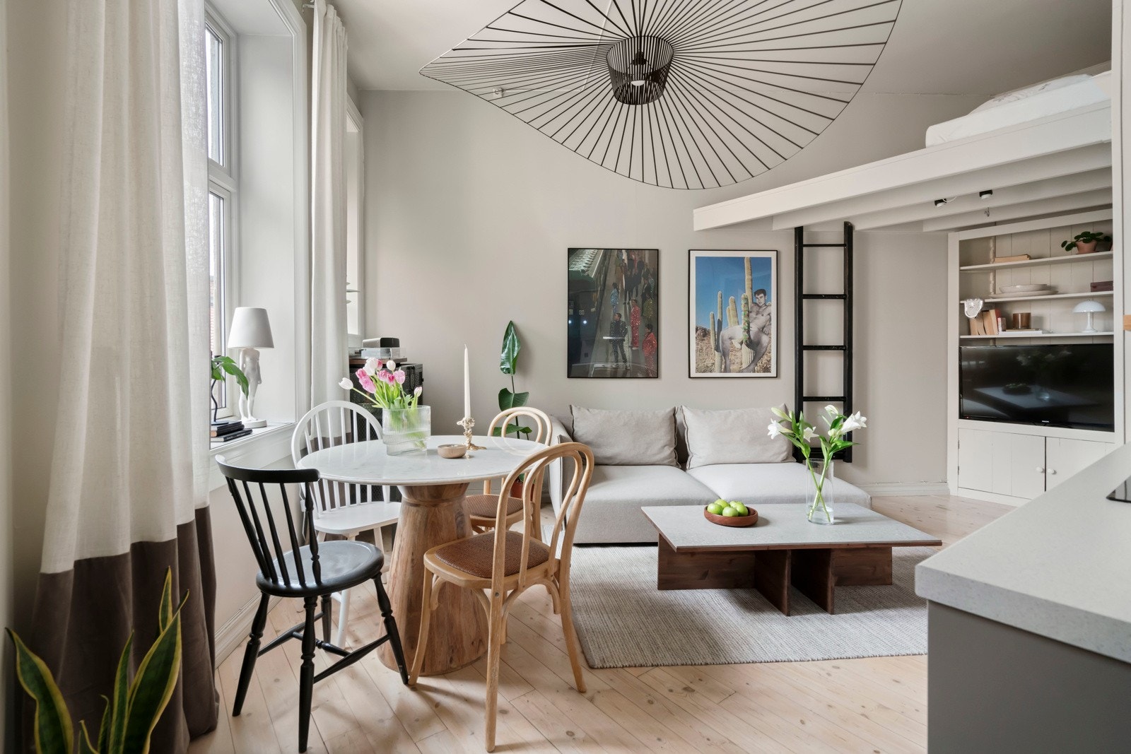 Tor Martin Tinderholt v/ Privatmegleren Aksept har gleden av å presentere Holbergs gate 11B! Galleribilde