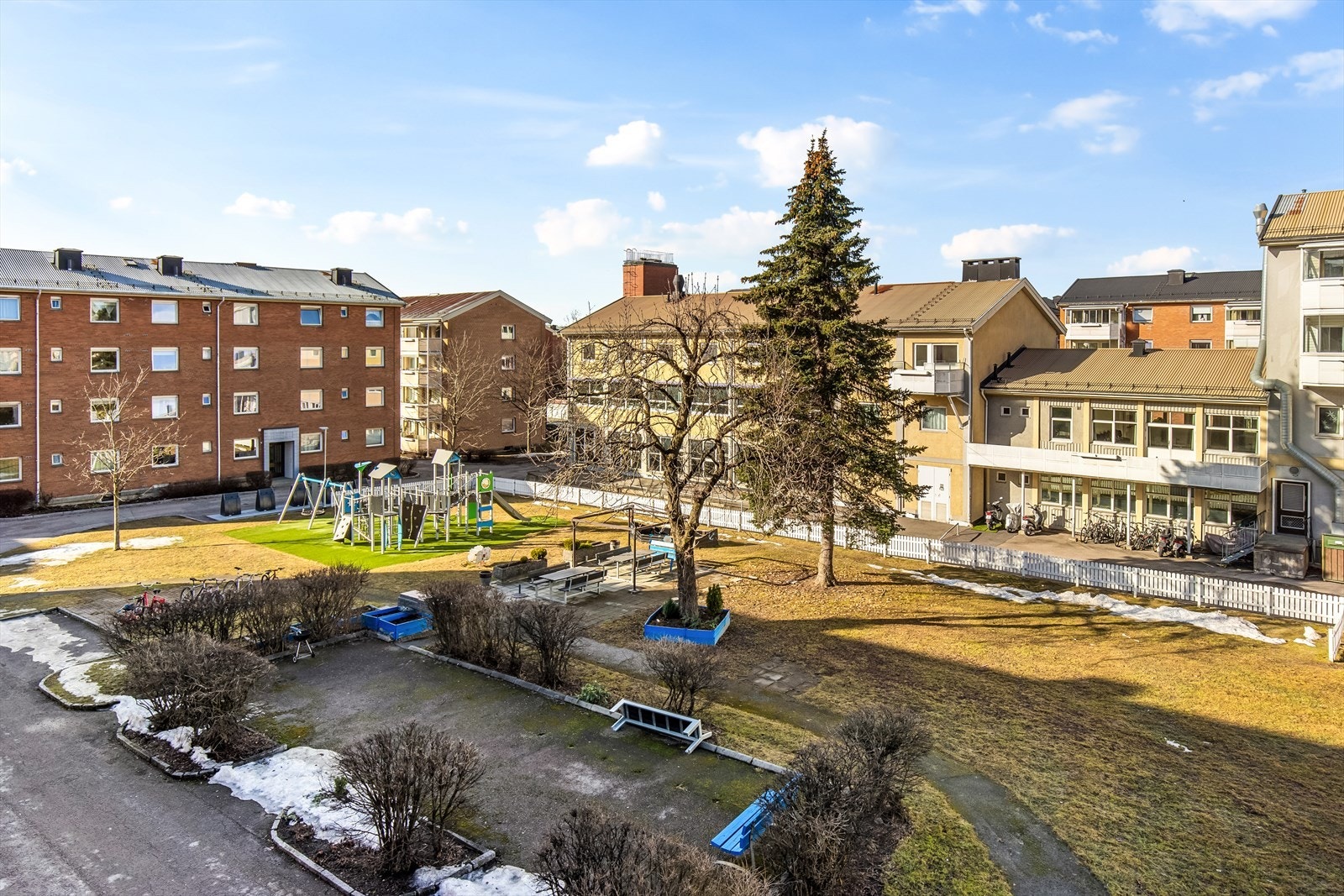 Utsyn fra leiligheten. Galleribilde