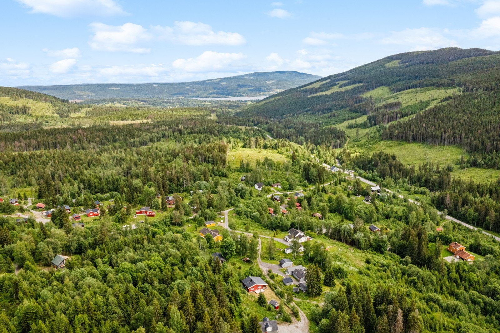 Kun 15 min. med bil til alpinsenter. Galleribilde