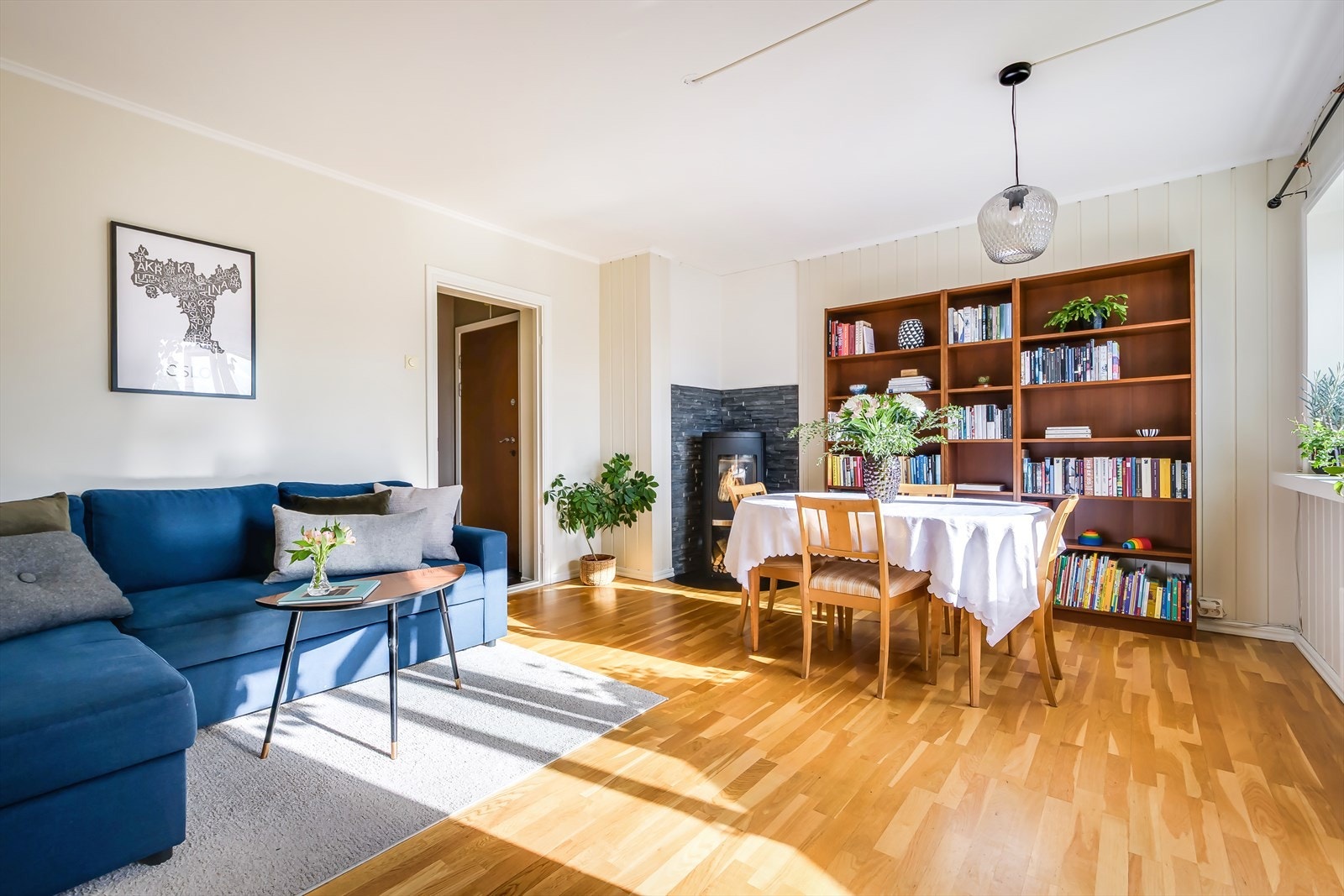 En lys og hyggelig 3-roms med en flott beliggenhet rett ved Torshovdalen Galleribilde