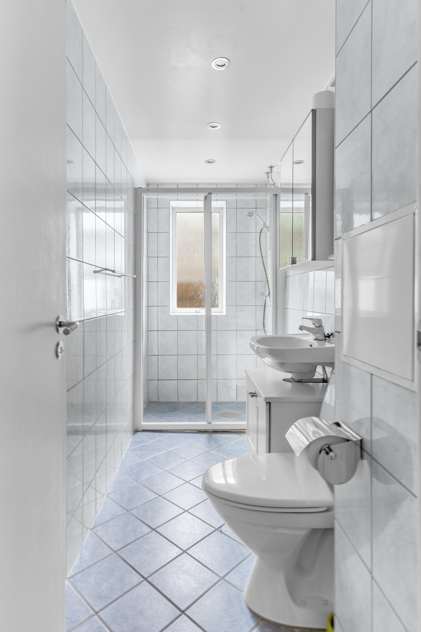 Baderommet ble pusset opp i regi av borettslaget i 2005. Galleribilde