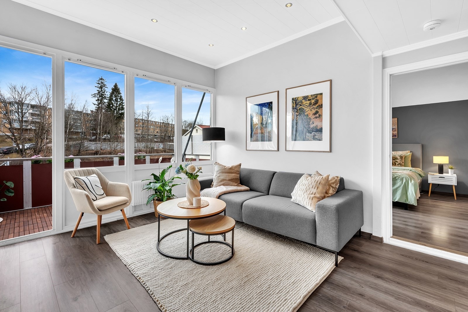 Varmtvann, fyring og internett er inkludert i felleskostnadene. Galleribilde