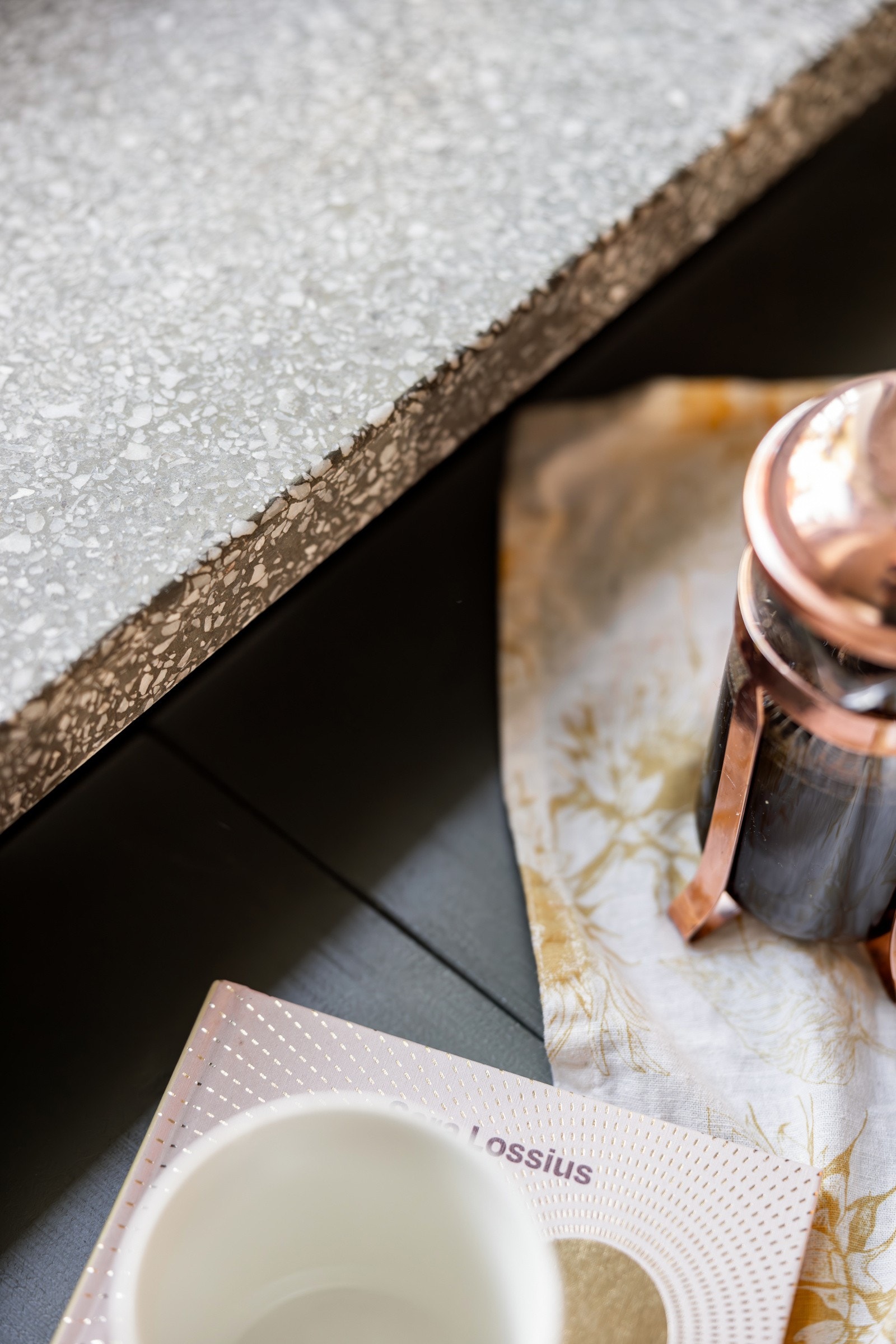 De originale støpte vinduskarmene er velbevarte. Galleribilde