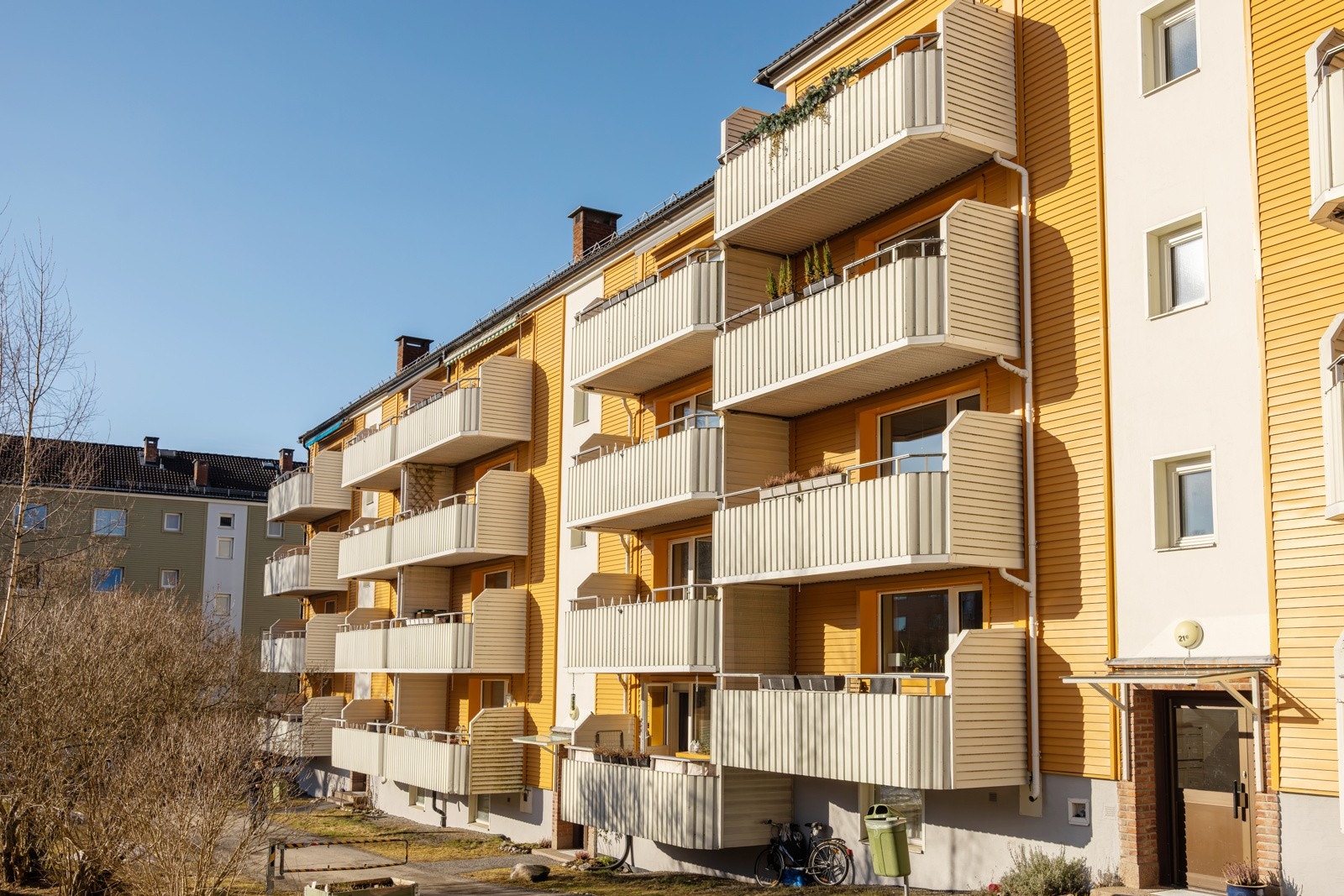 Boligen har en flott intern beliggenhet i borettslaget. Galleribilde