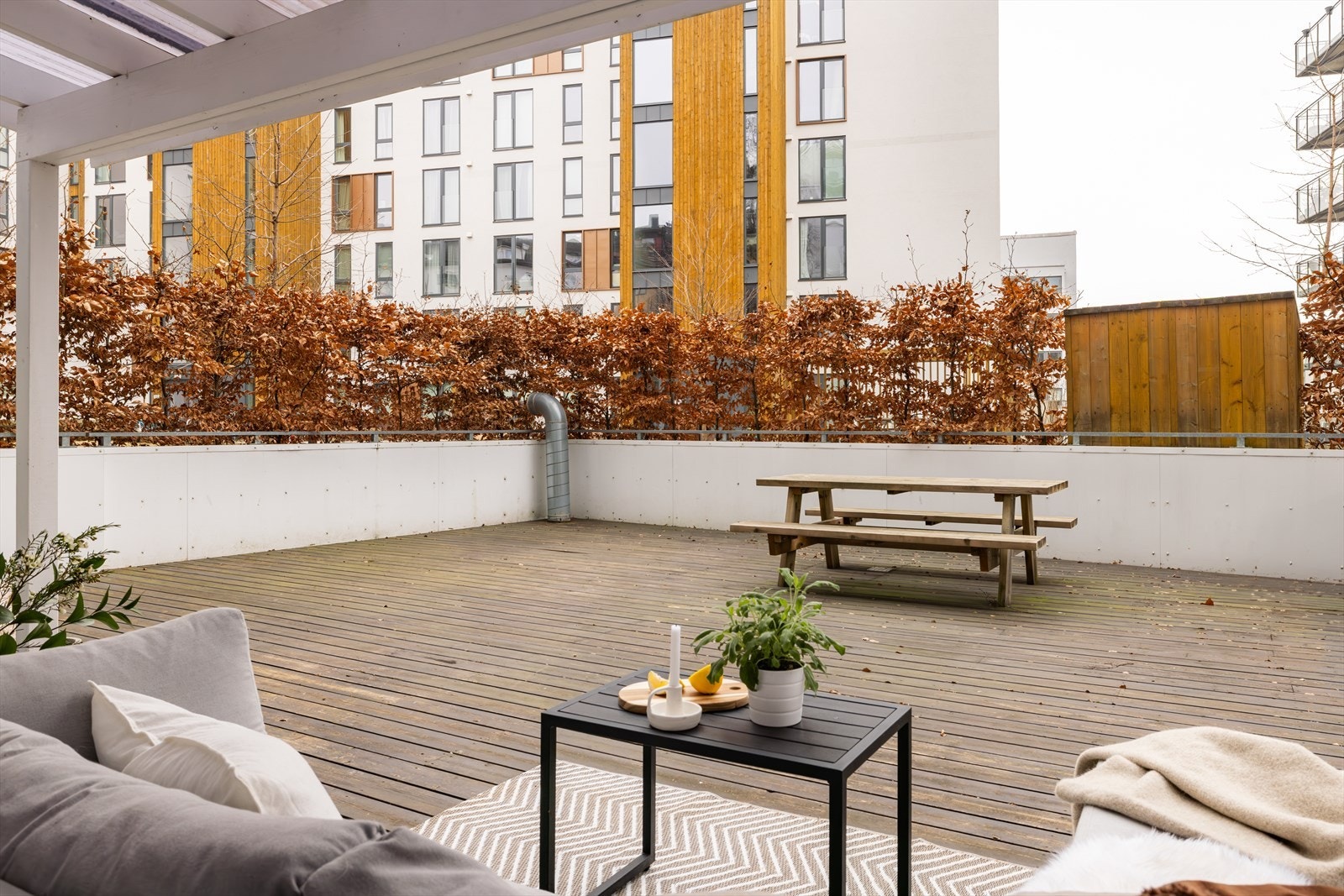 Her er det gode solforhold fra ca. klokken 12-21 på sommerstid. Galleribilde