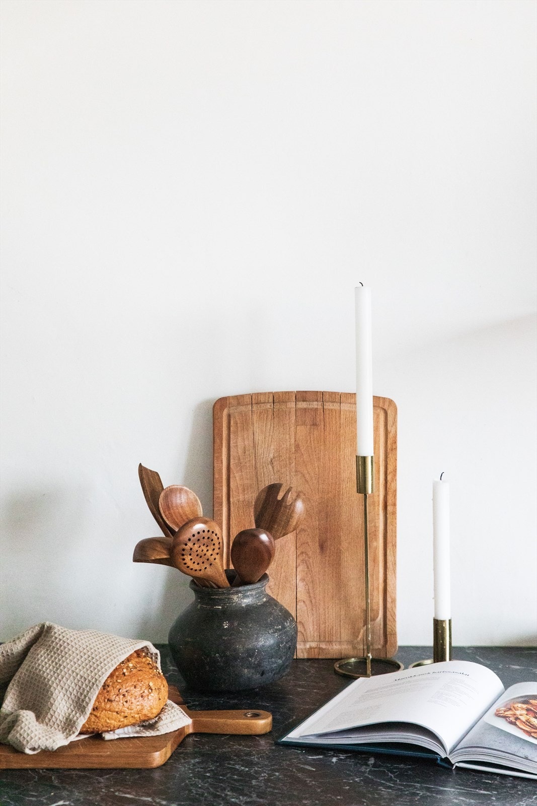 Laminat benkeplate med et moderne og stilfullt utseende Galleribilde