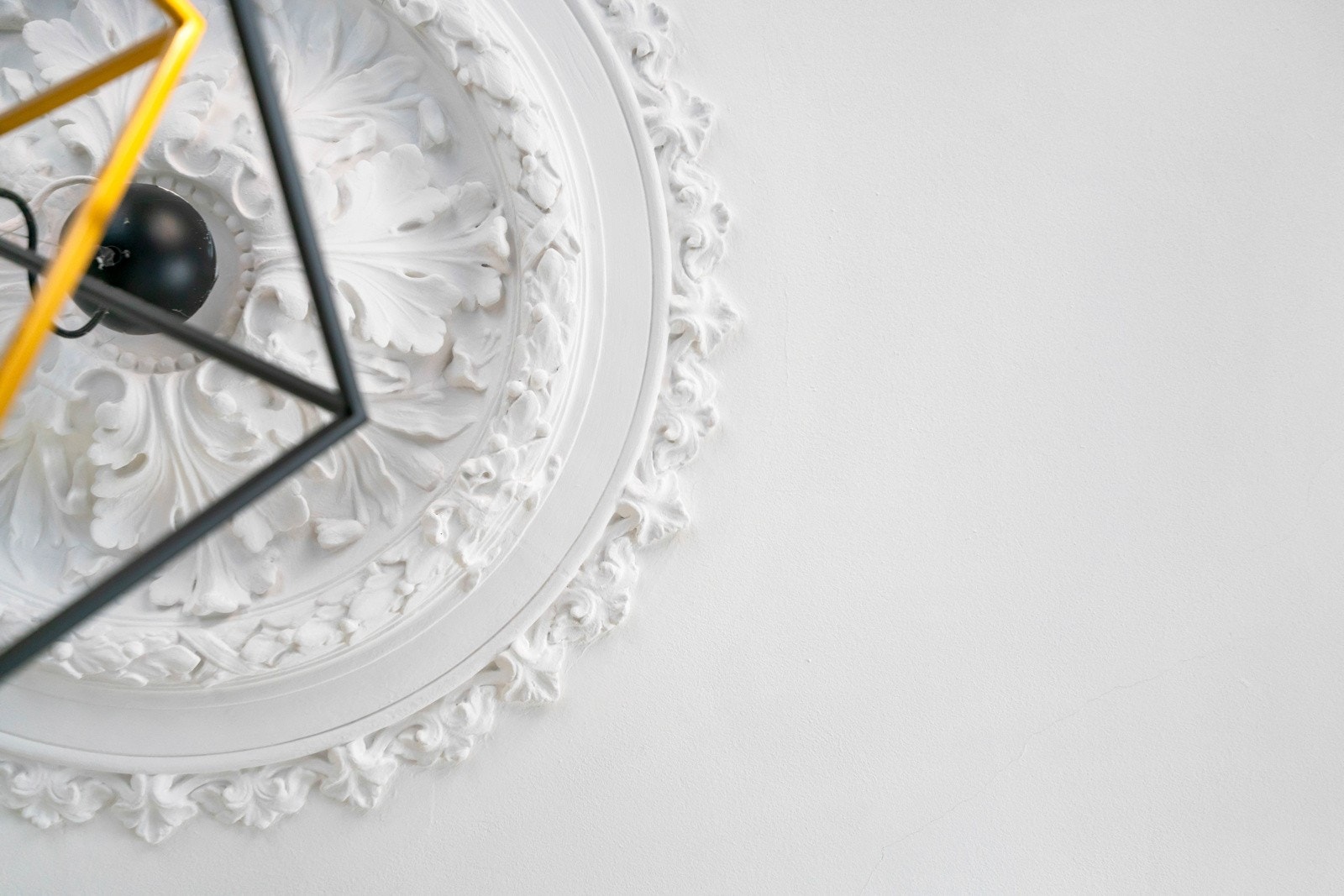 Nydelige klassiske detaljer gir hjemmet et unikt preg. Galleribilde