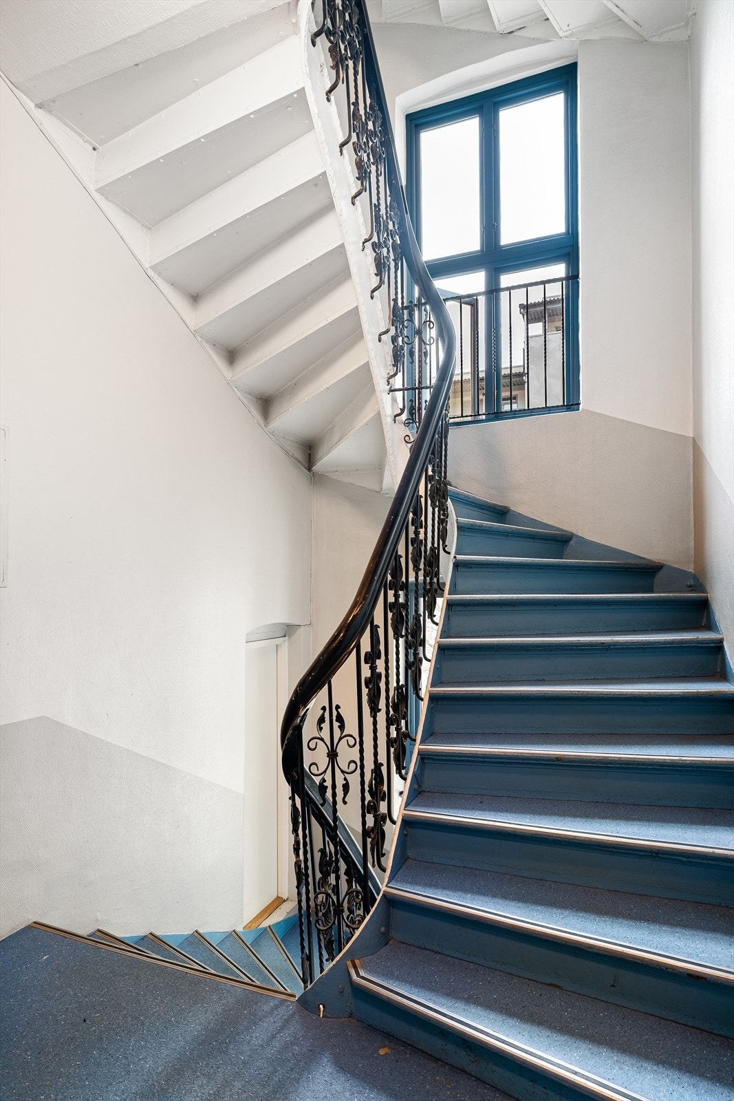 Leiligheten disponerer en kjellerbod. Galleribilde