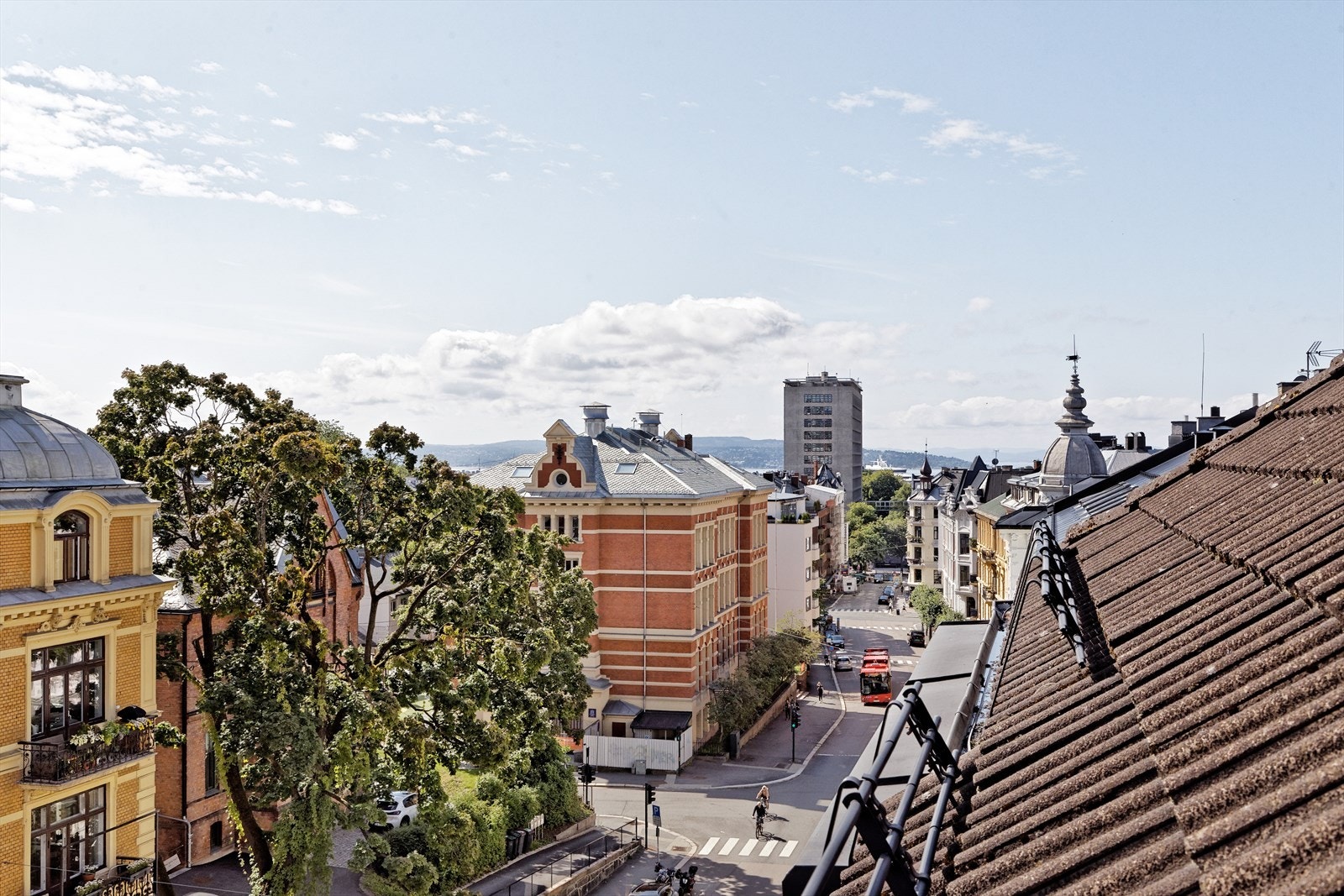 Utsikt fra kjøkken Galleribilde