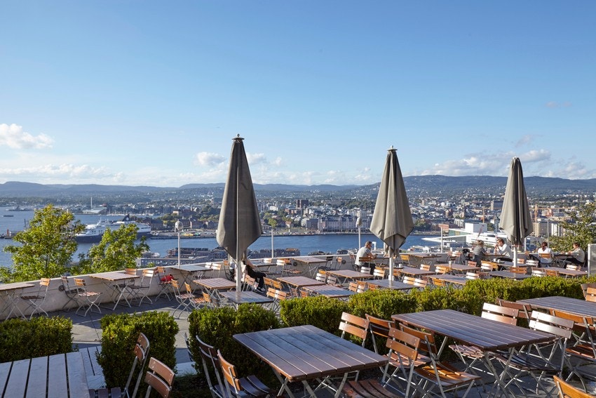 Ekebergrestauranten og Skulpturparken i nærområdet Galleribilde