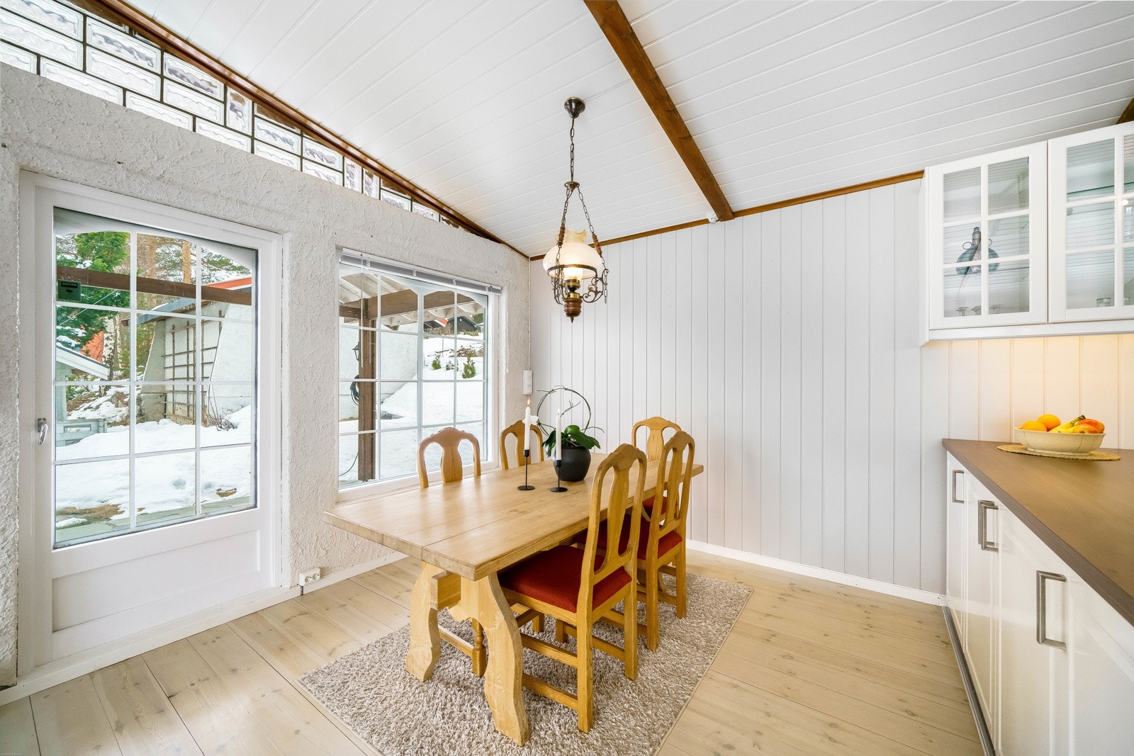 Spisestue. Galleribilde