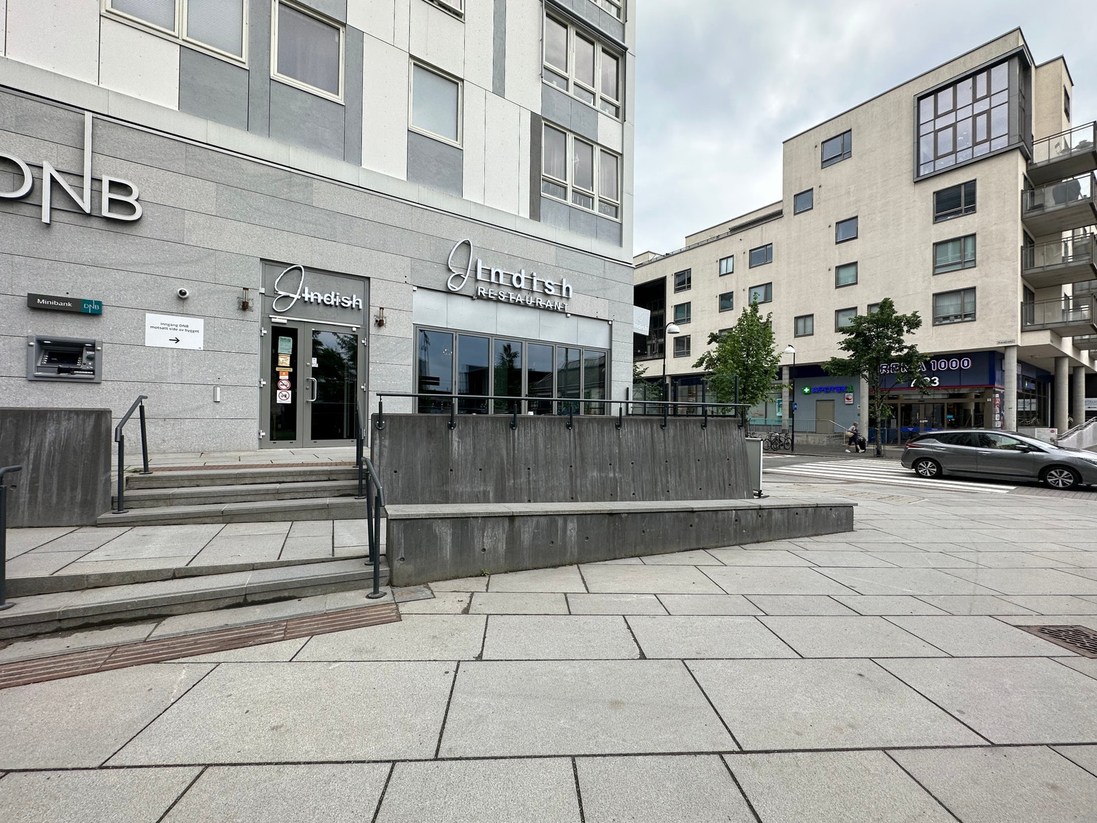 På vei fra Lillestrøm Togstasjon til NOVA Spektrum finner du et stort og moderne restaurantlokale. Galleribilde
