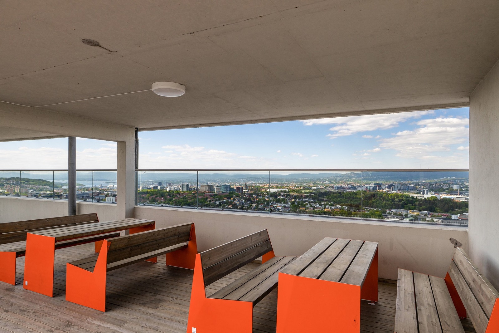 Takterrasse i borettslaget som beboerne kan benytte seg av Galleribilde
