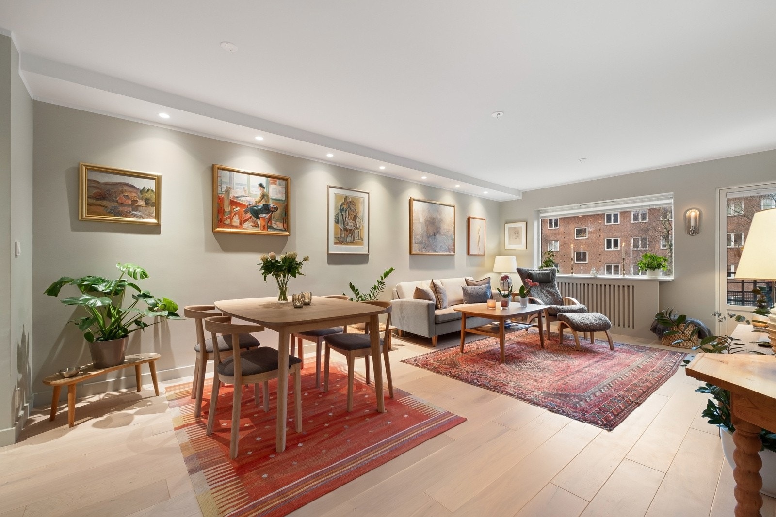 Velkommen til idylliske og barnevennlige Hoffsveien 20. Galleribilde