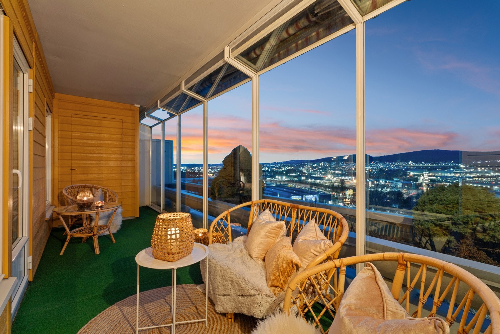 Nyt denne fantastiske utsikten fra terrassen! Galleribilde