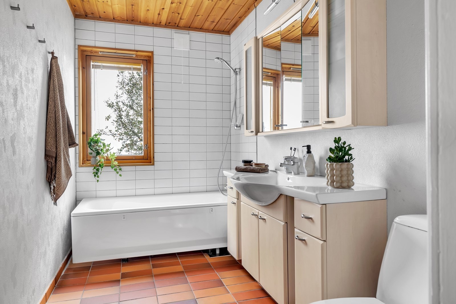 Bad hovedetasje Galleribilde