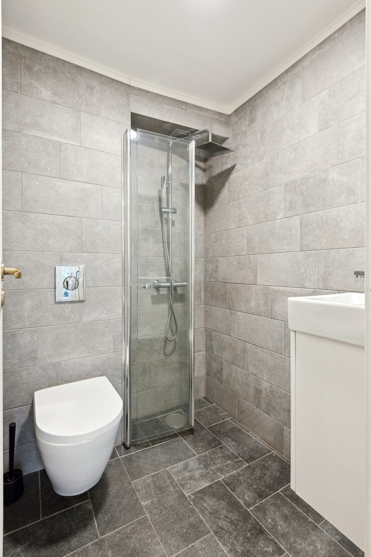 Badet i underetasje Galleribilde