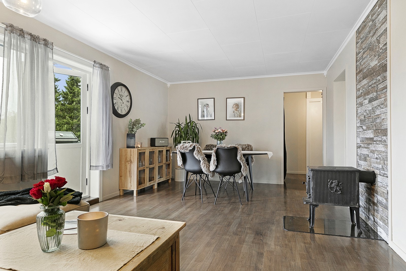 Peisovnen i stuen gir god og lun varme. Galleribilde