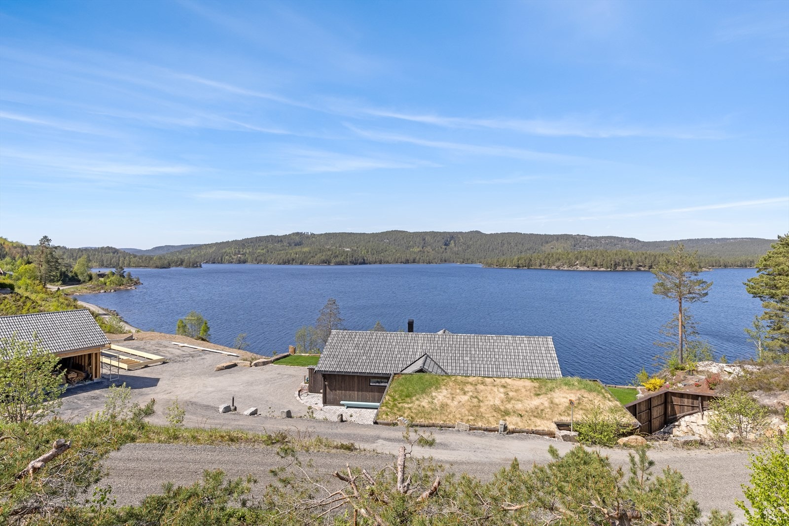 Tomta er et punktfeste Galleribilde