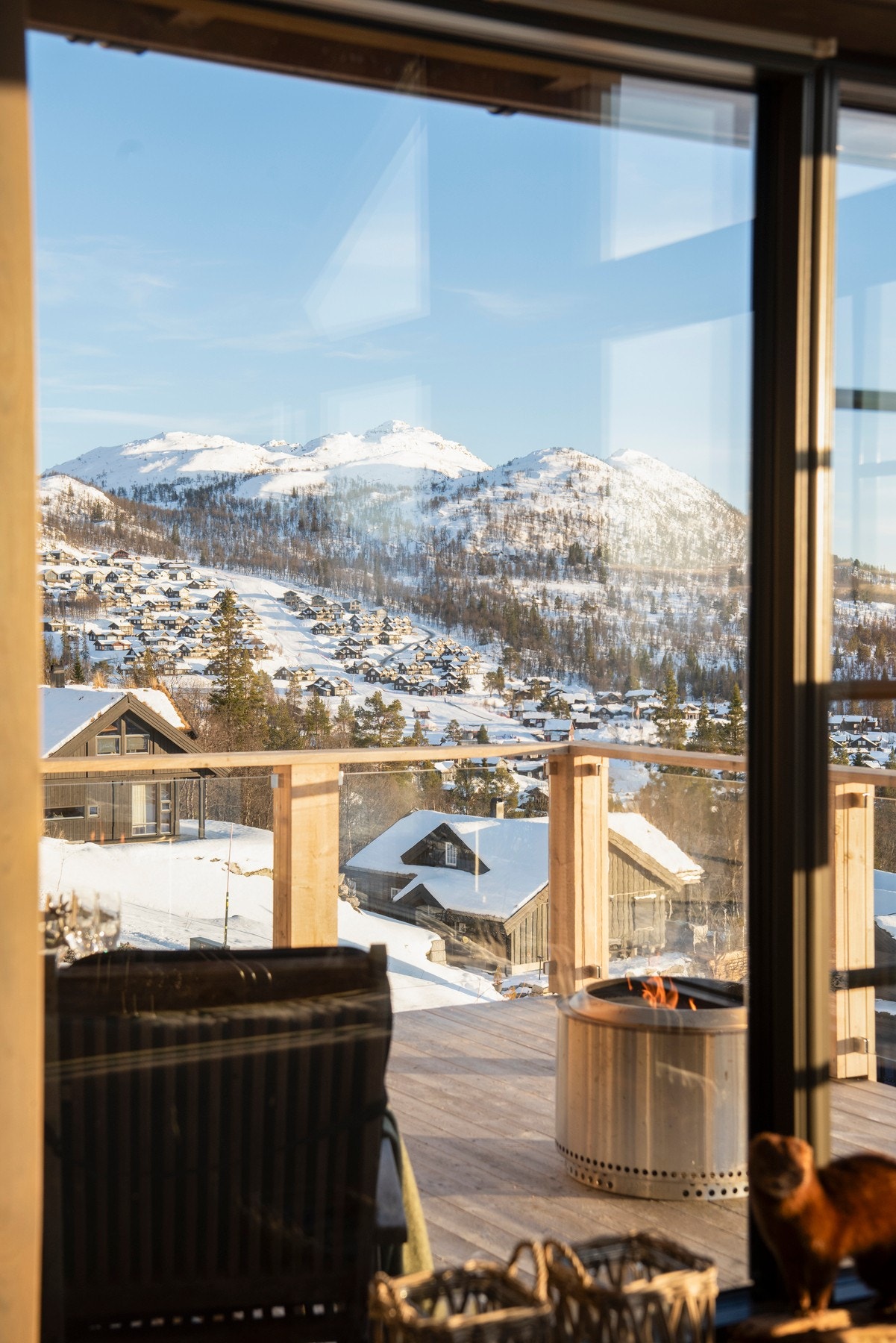 Utsikt fra sofahjørnet Galleribilde