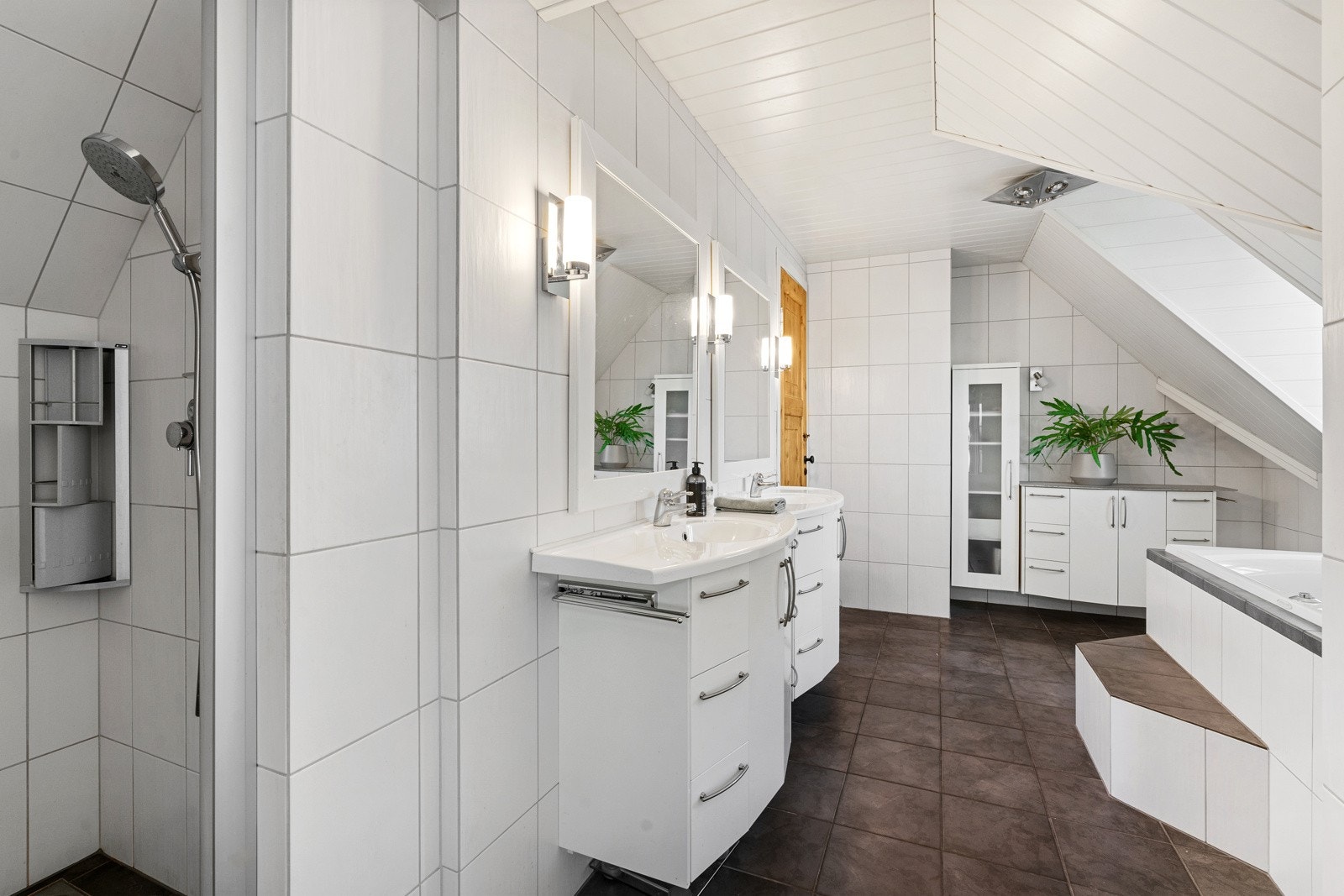 Badekar fra Hurricane. Galleribilde