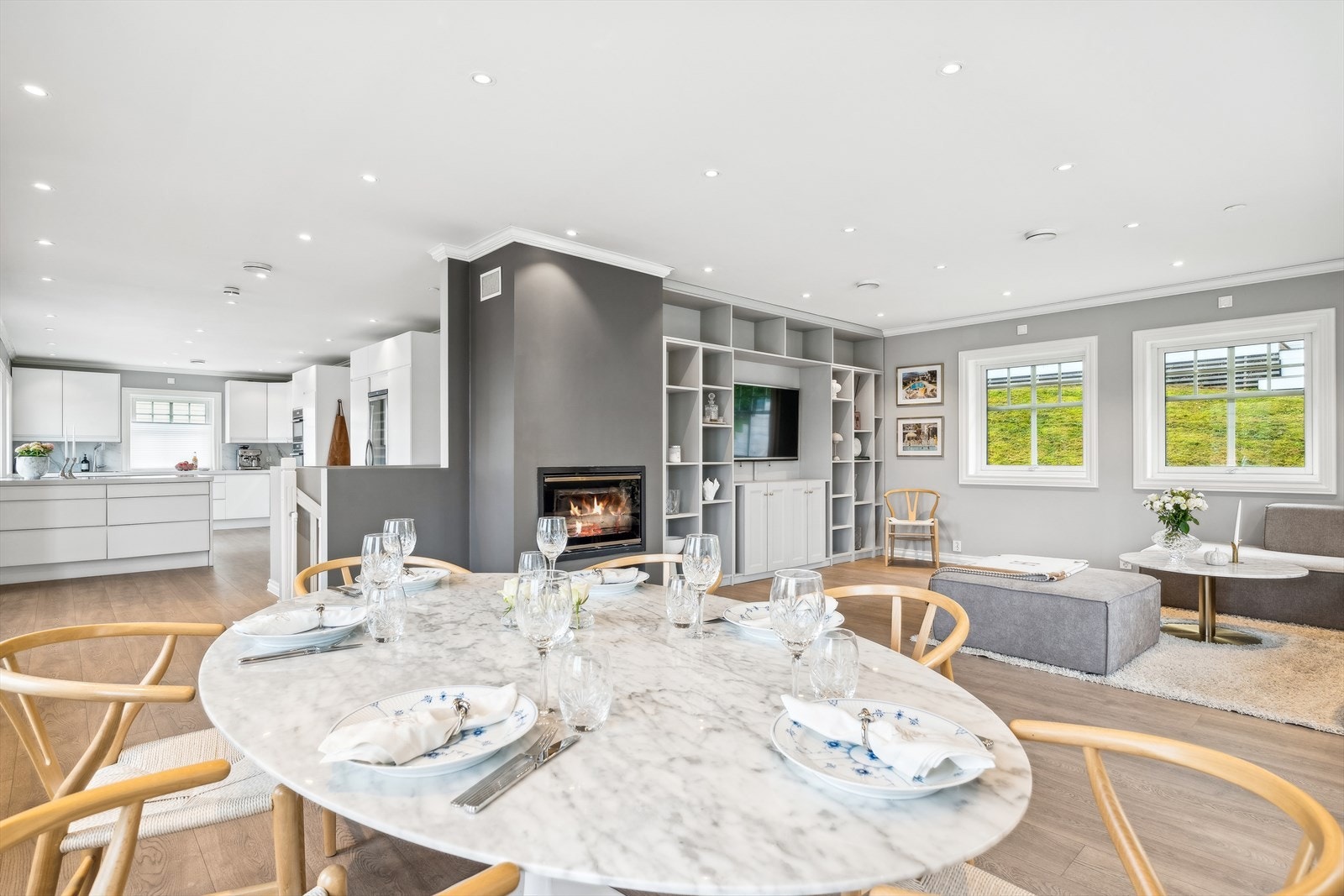 - Balansert ventilasjon sikrer jevn tilførsel av frisk luft og effektiv fjerning av brukt luft i boligen - Galleribilde