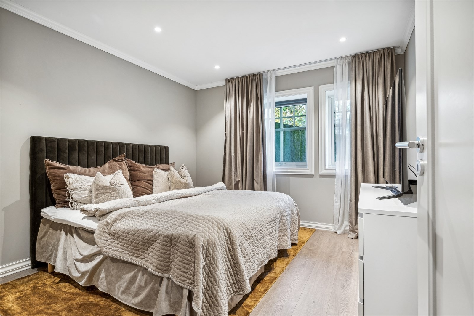 - Hovedsoverommet i sokkeletasjen - Galleribilde