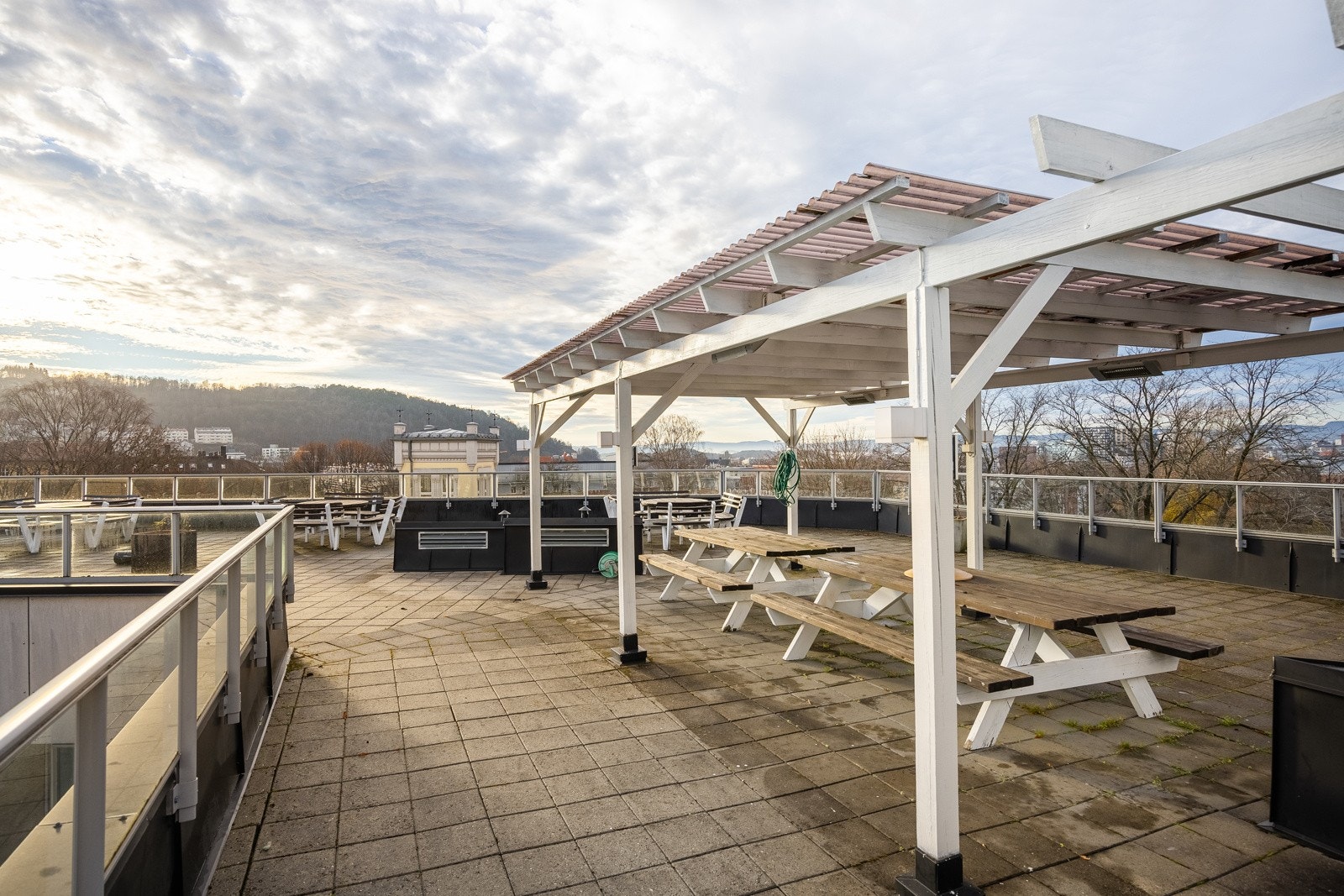 - Heisadkomst til stor, felles takterrasse - Galleribilde