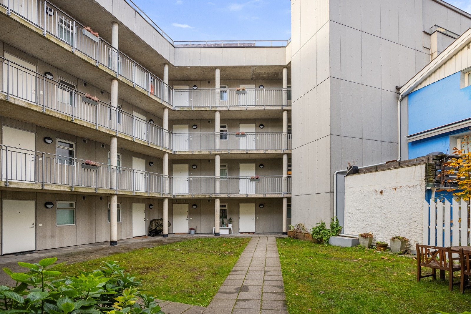 - Borettslaget består av 43 leiligheter - Galleribilde