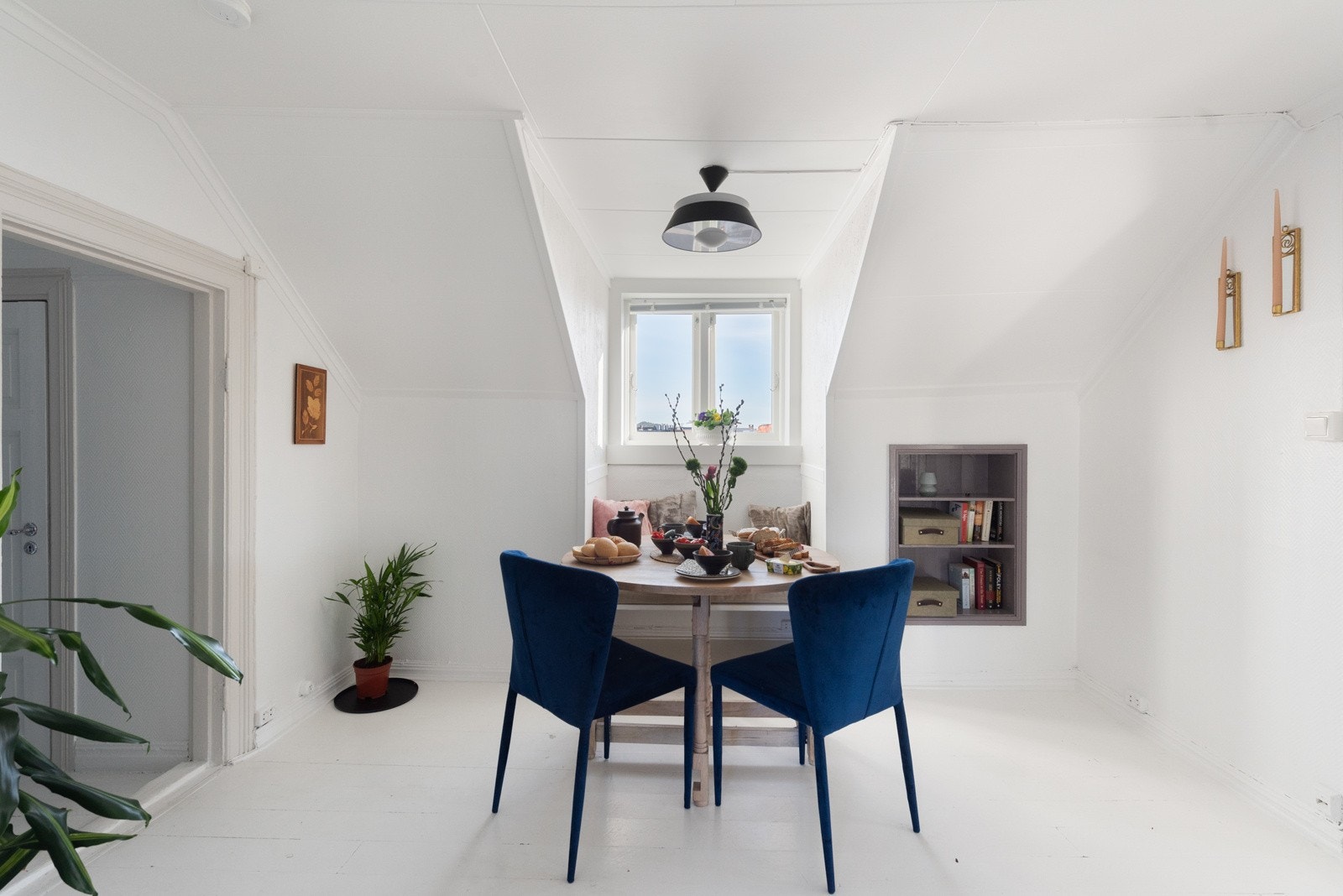 Her er det plass til å invitere familie og venner til et godt måltid. Galleribilde