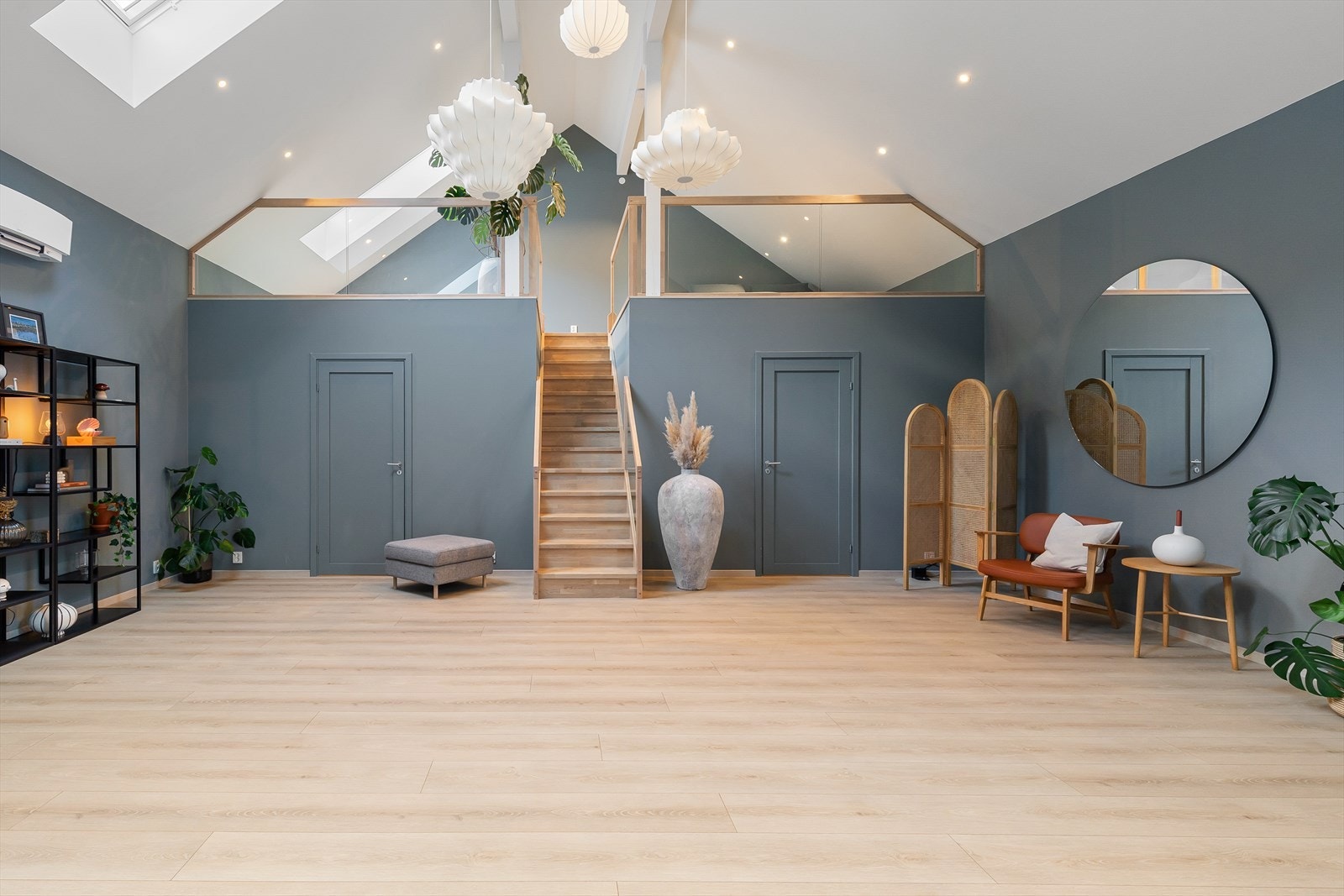 Stova har varmepumpe frå 2018, som seinast fikk utført service i 2024. Galleribilde