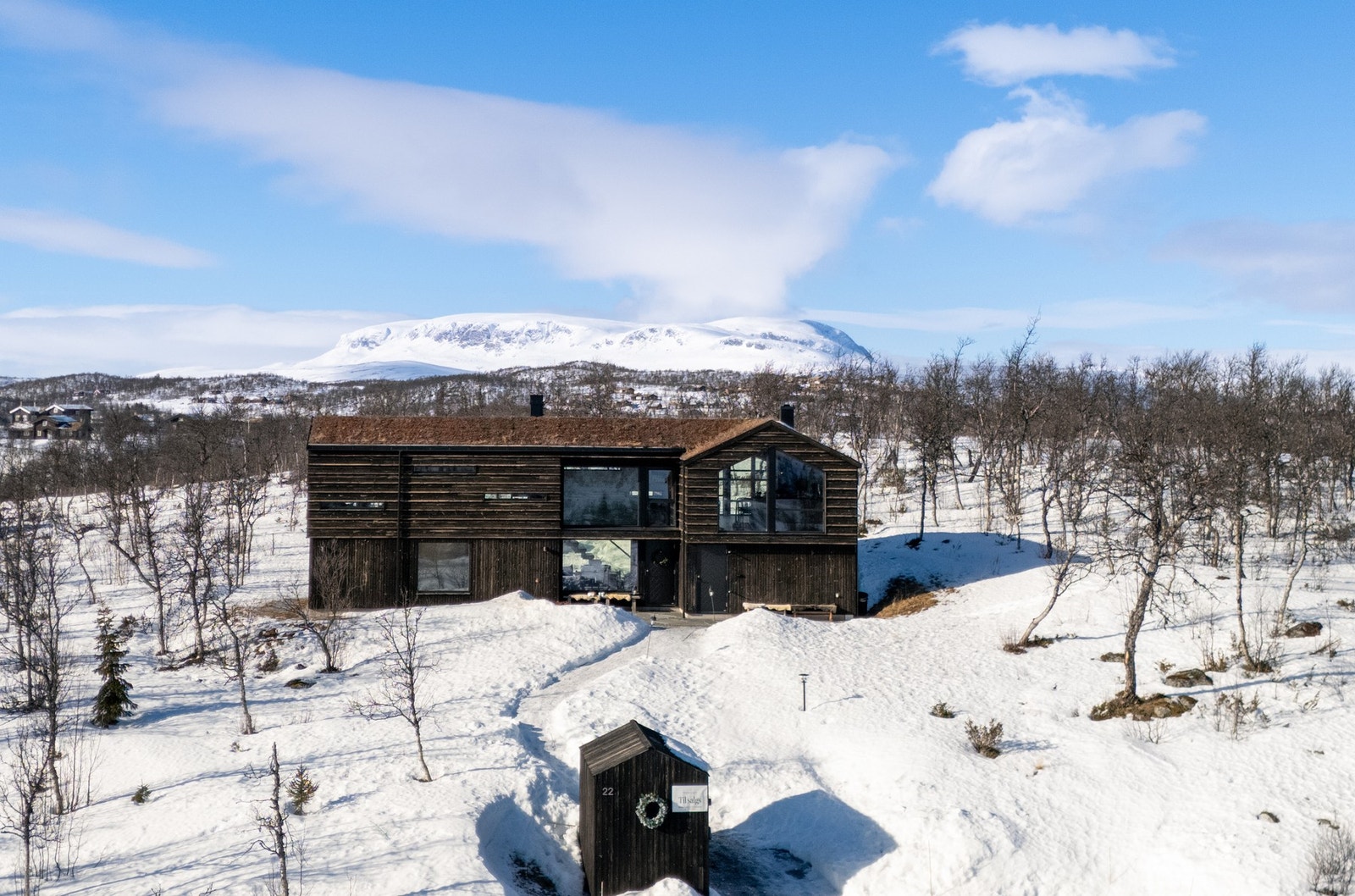 Velkommen til Solhovda og denne perlen av en arkitekttegnet hytte Galleribilde