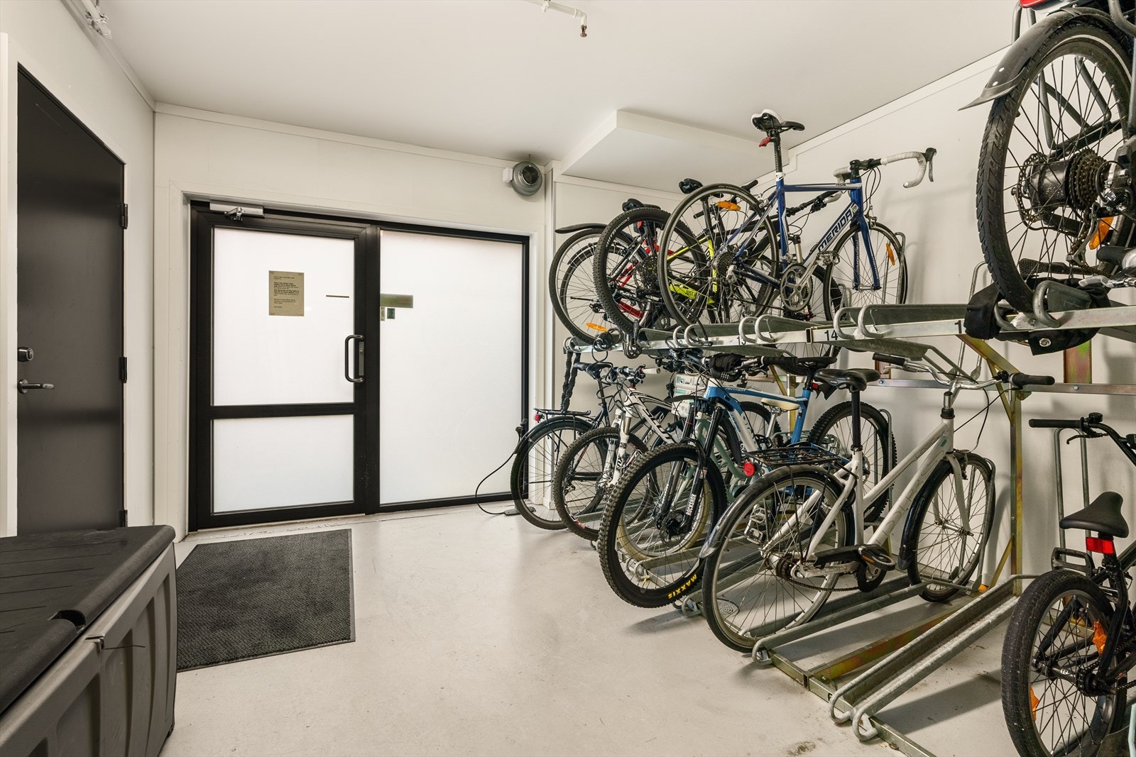 - Sameiet har felles sykkelbod hvor du enkelt kan parkere sykkelen din - Galleribilde