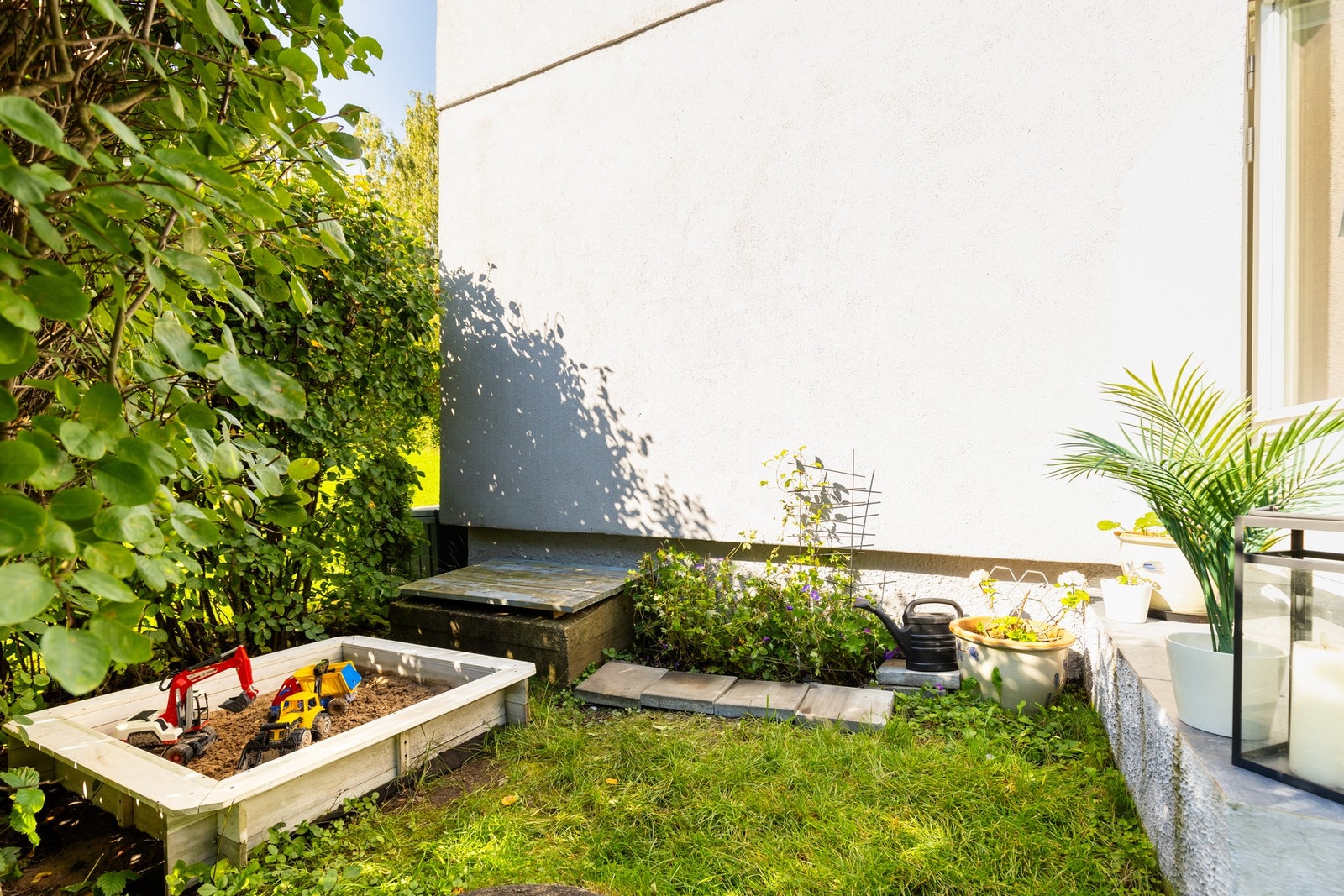 Sandkassen medfølger ikke. Galleribilde